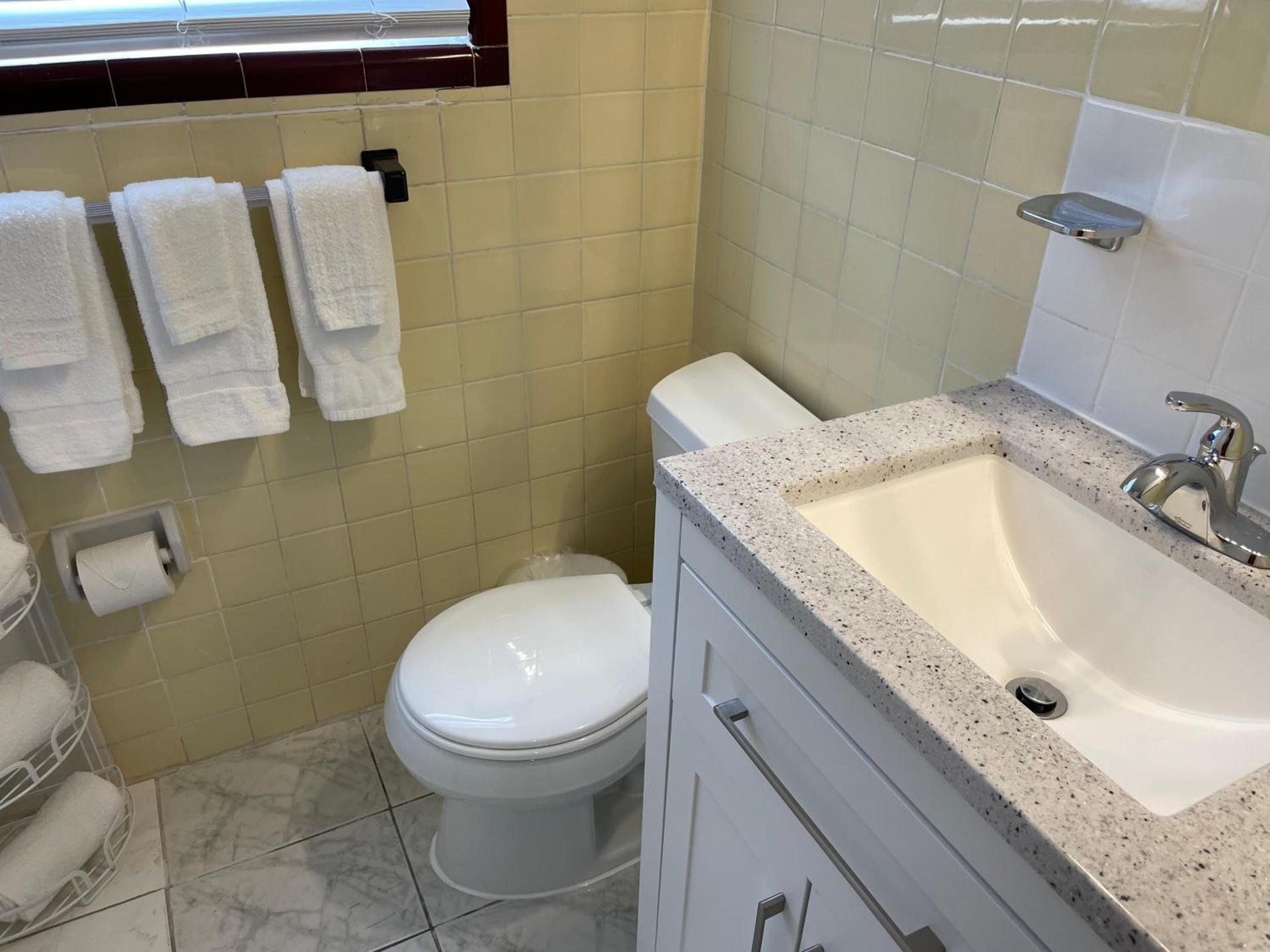 Beach Place Hotel photo 93