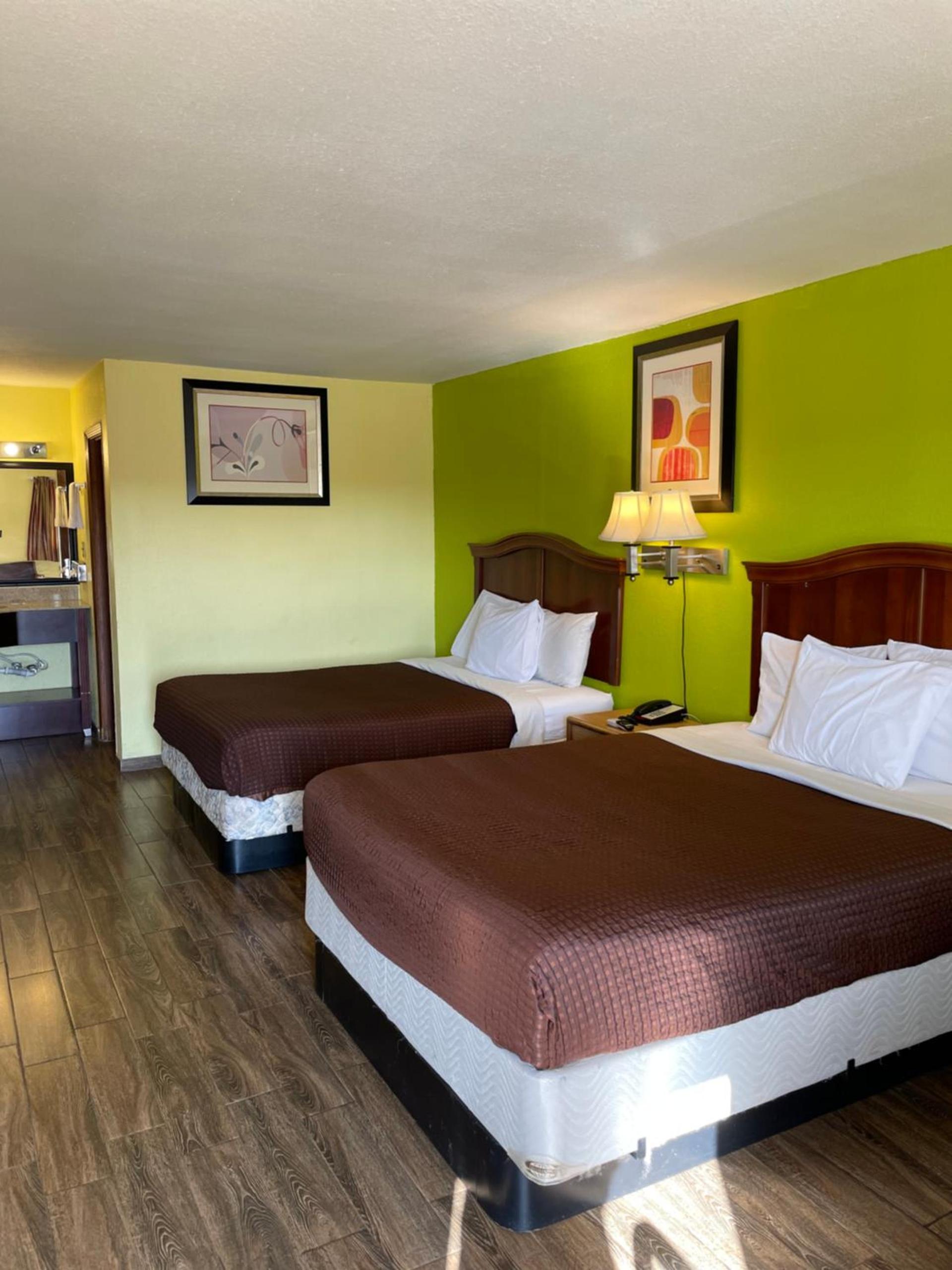 Linder Motor Lodge photo 17