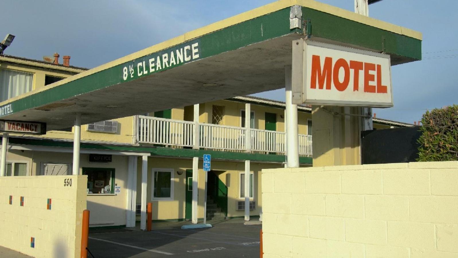 City Center Motel - Oxnard photo 2
