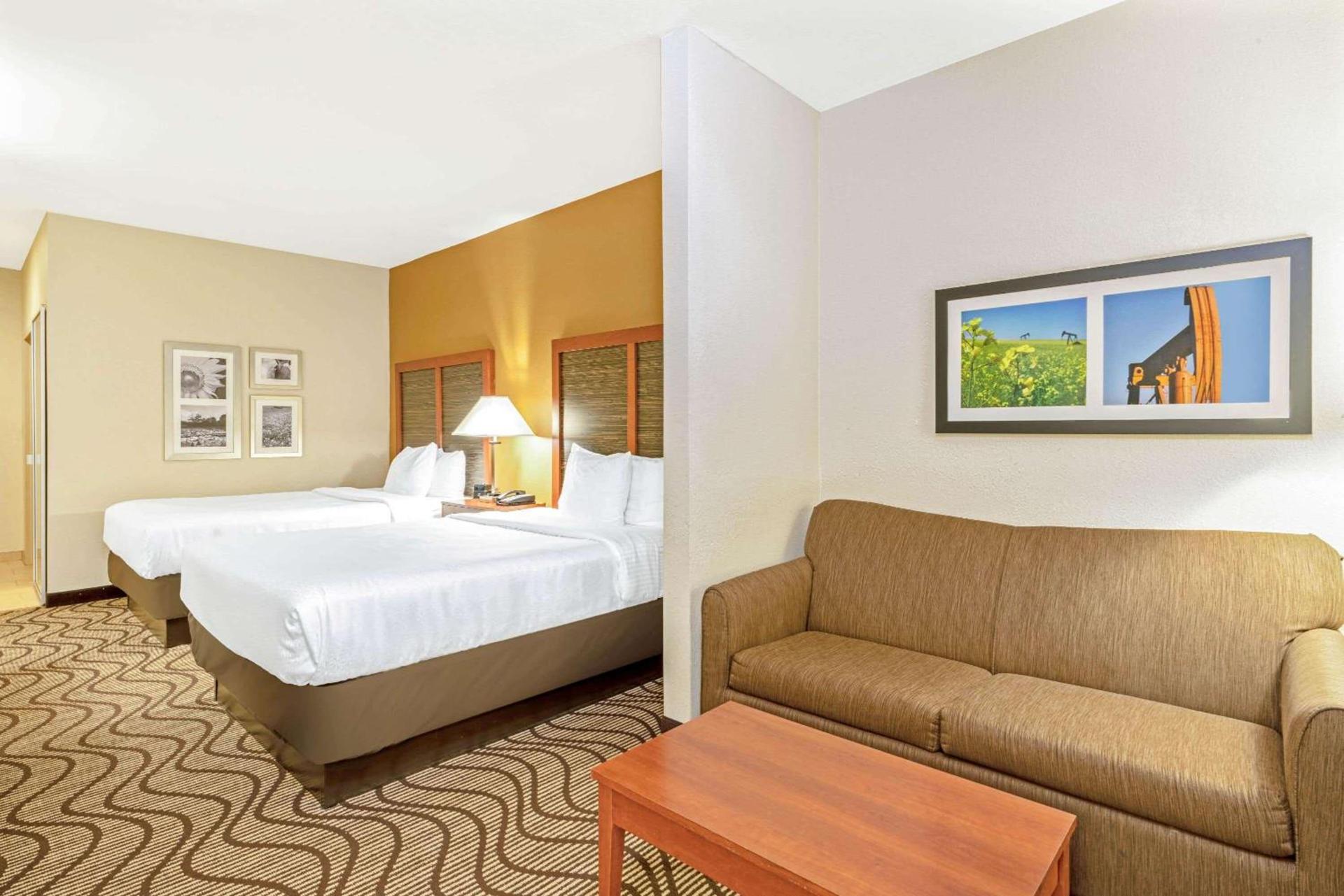 La Quinta by Wyndham Midwest City - Tinker AFB photo 8