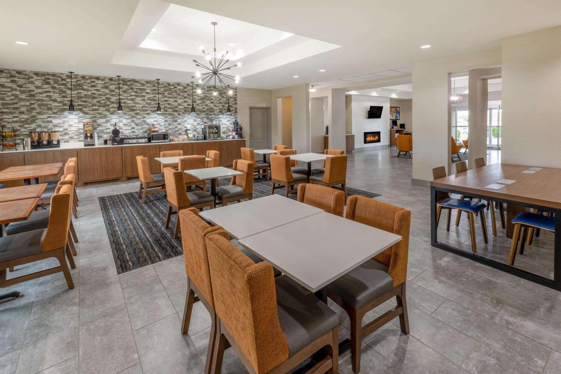 La Quinta by Wyndham Bridgeport photo 26