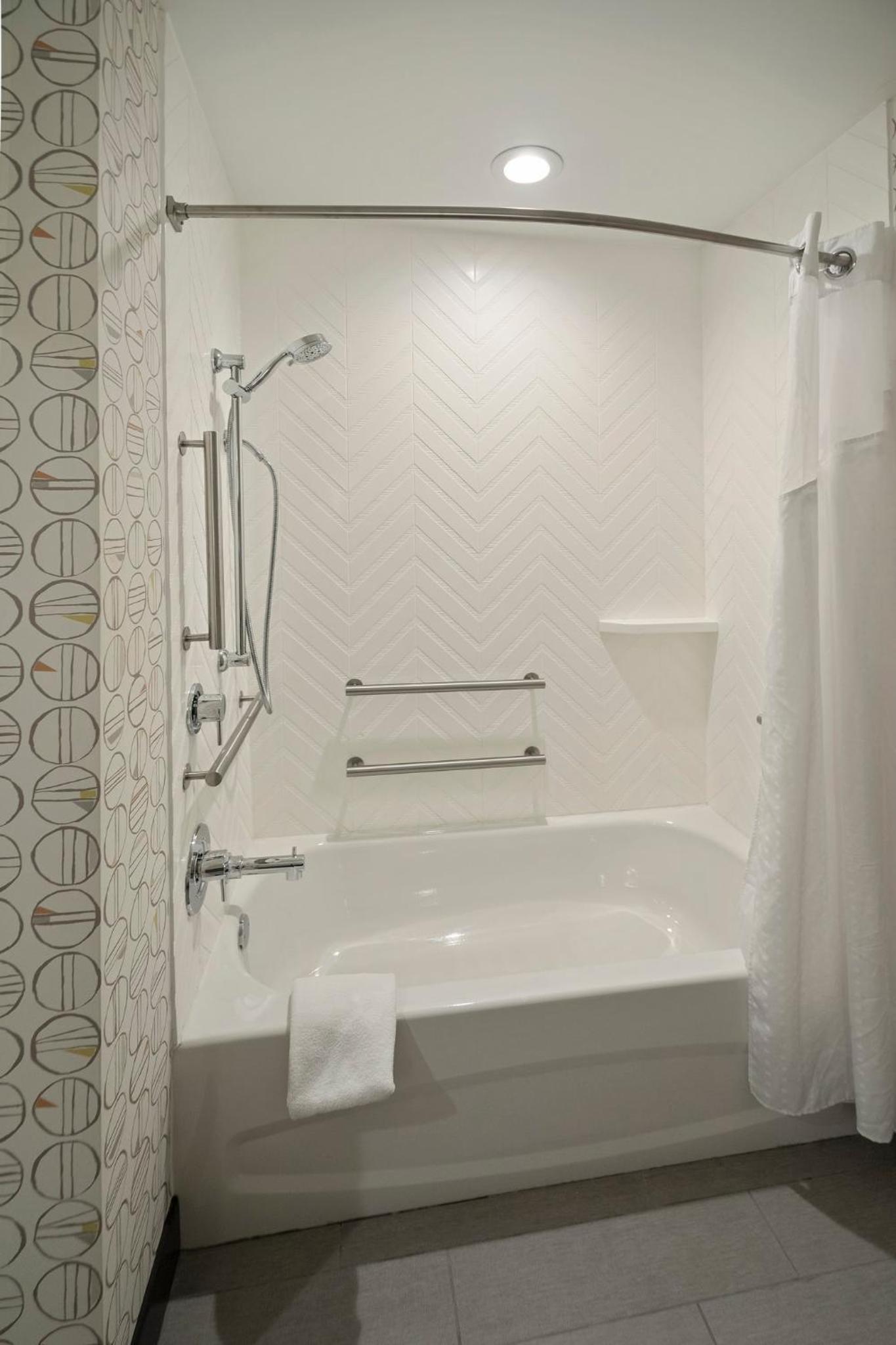 Holiday Inn & Suites Decatur-Forsyth by IHG photo 15