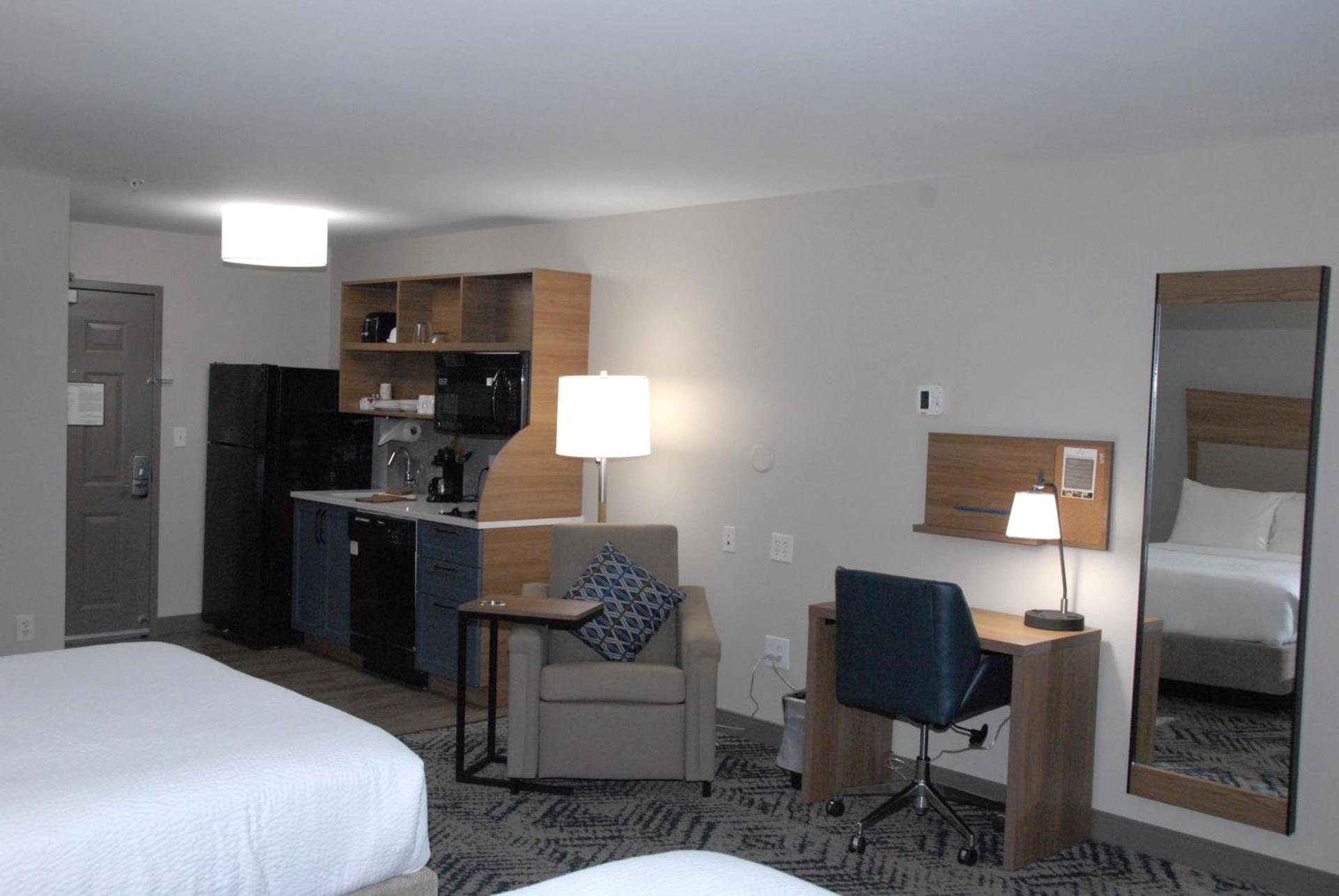 Candlewood Suites Tallahassee by IHG photo 18