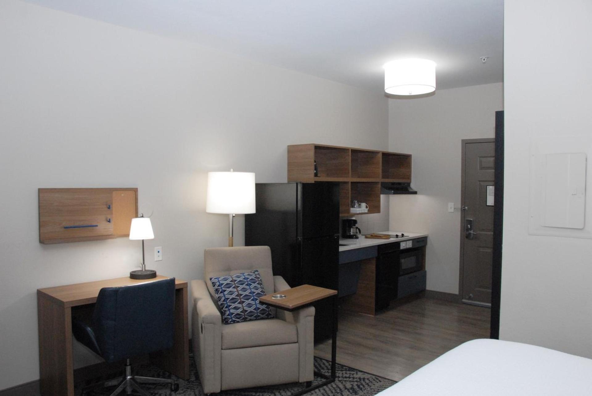 Candlewood Suites Tallahassee by IHG photo 24