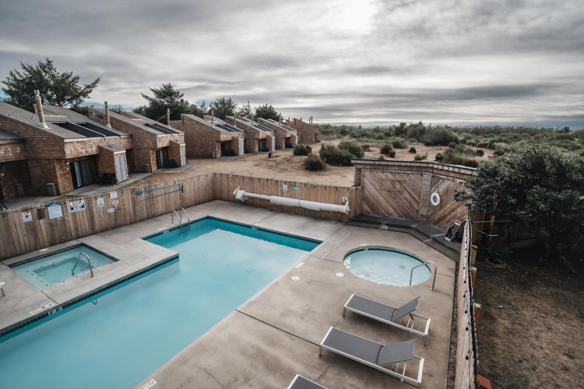 Surfcrest Resort photo 16
