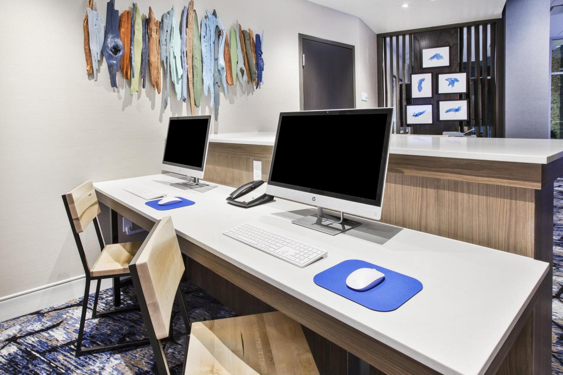 Holiday Inn Express & Suites Okemos - University Area by IHG photo 8