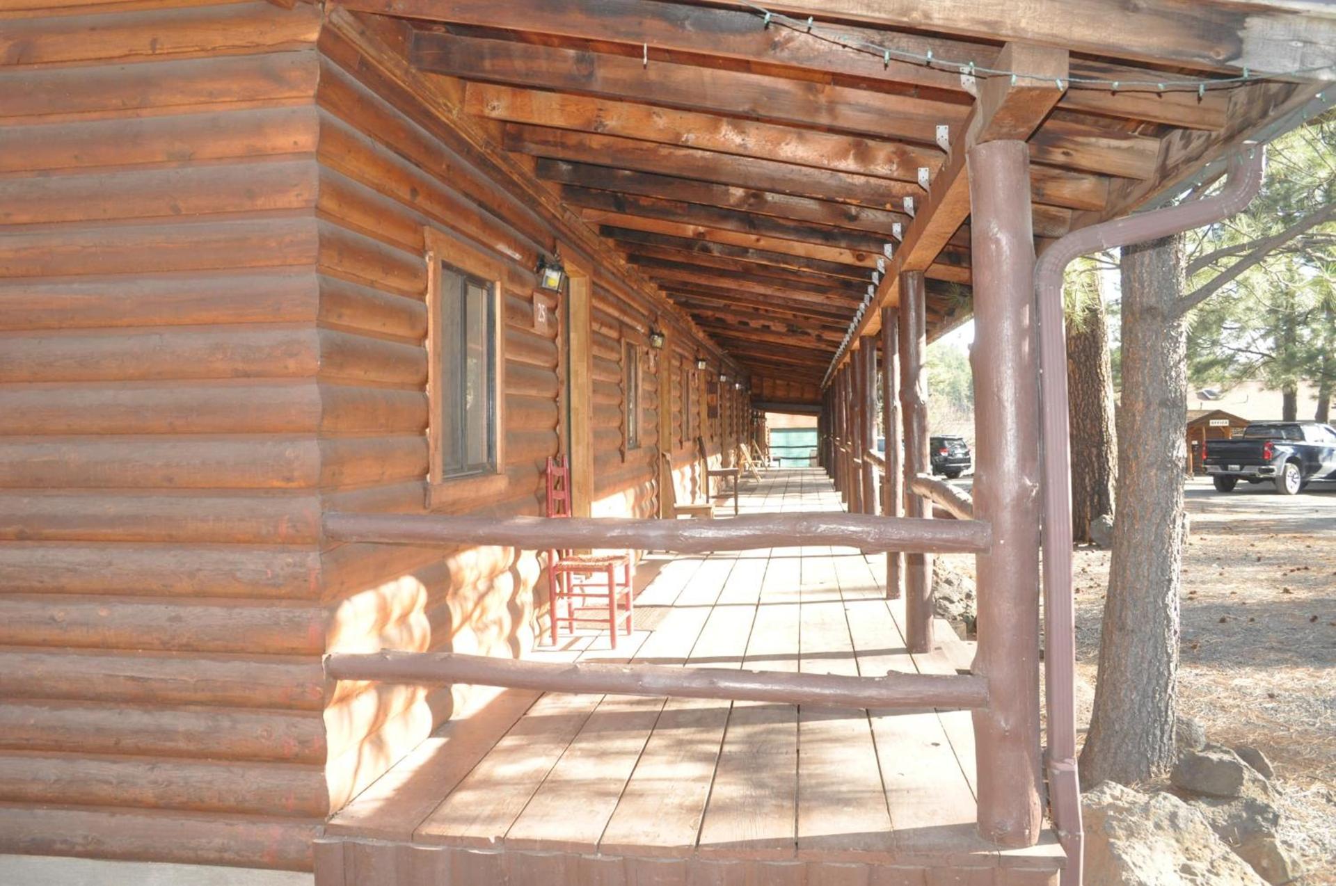 Nine Pines Motel photo 6