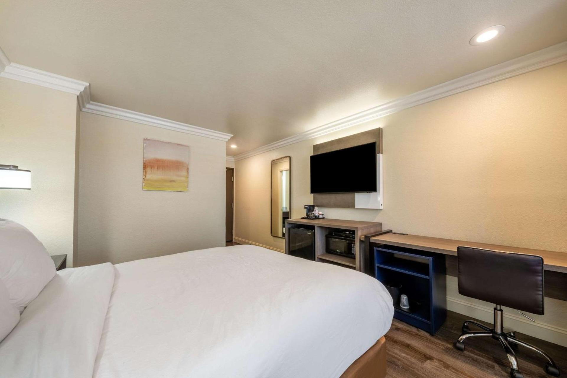 Comfort Inn Gilroy photo 16
