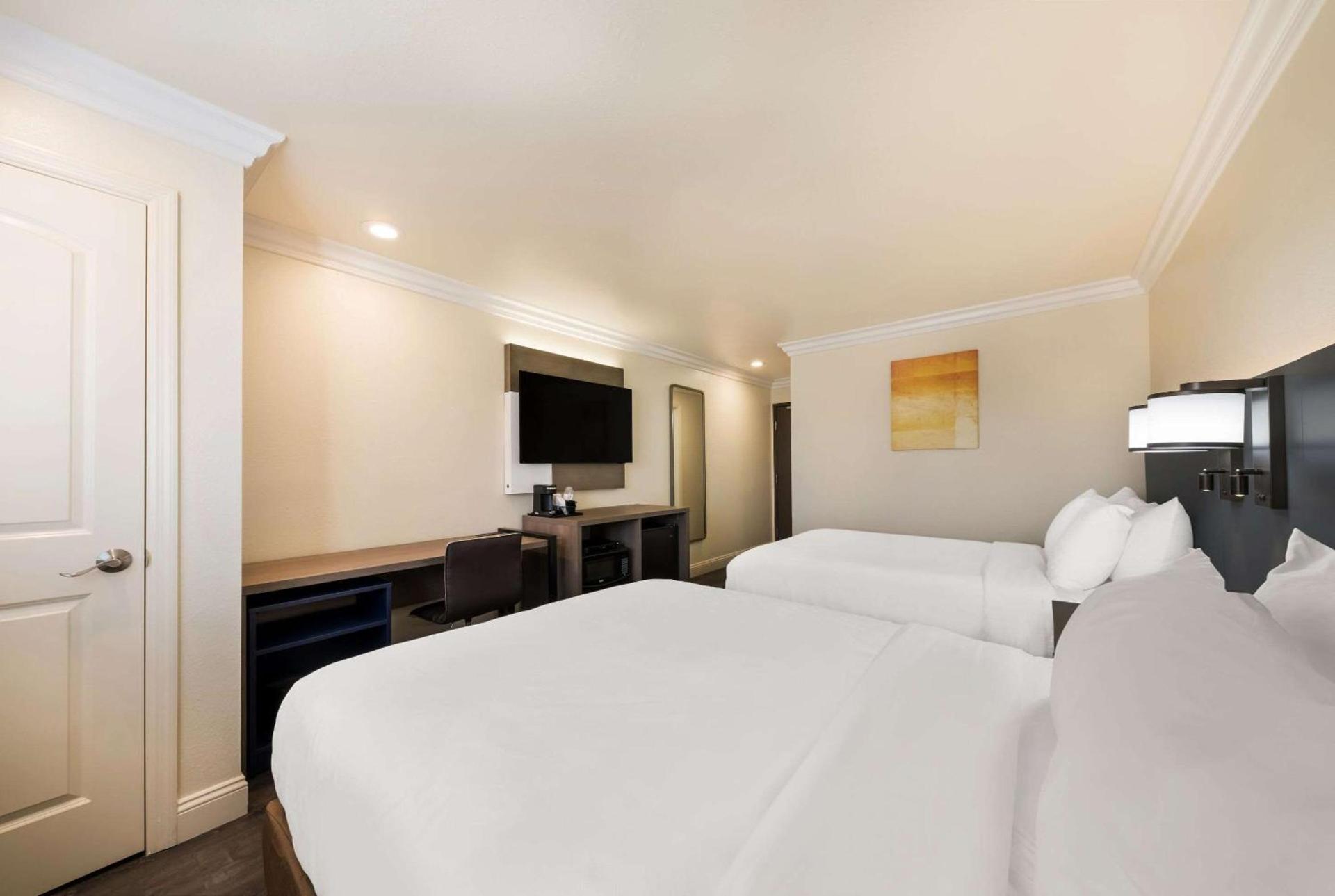Comfort Inn Gilroy photo 18