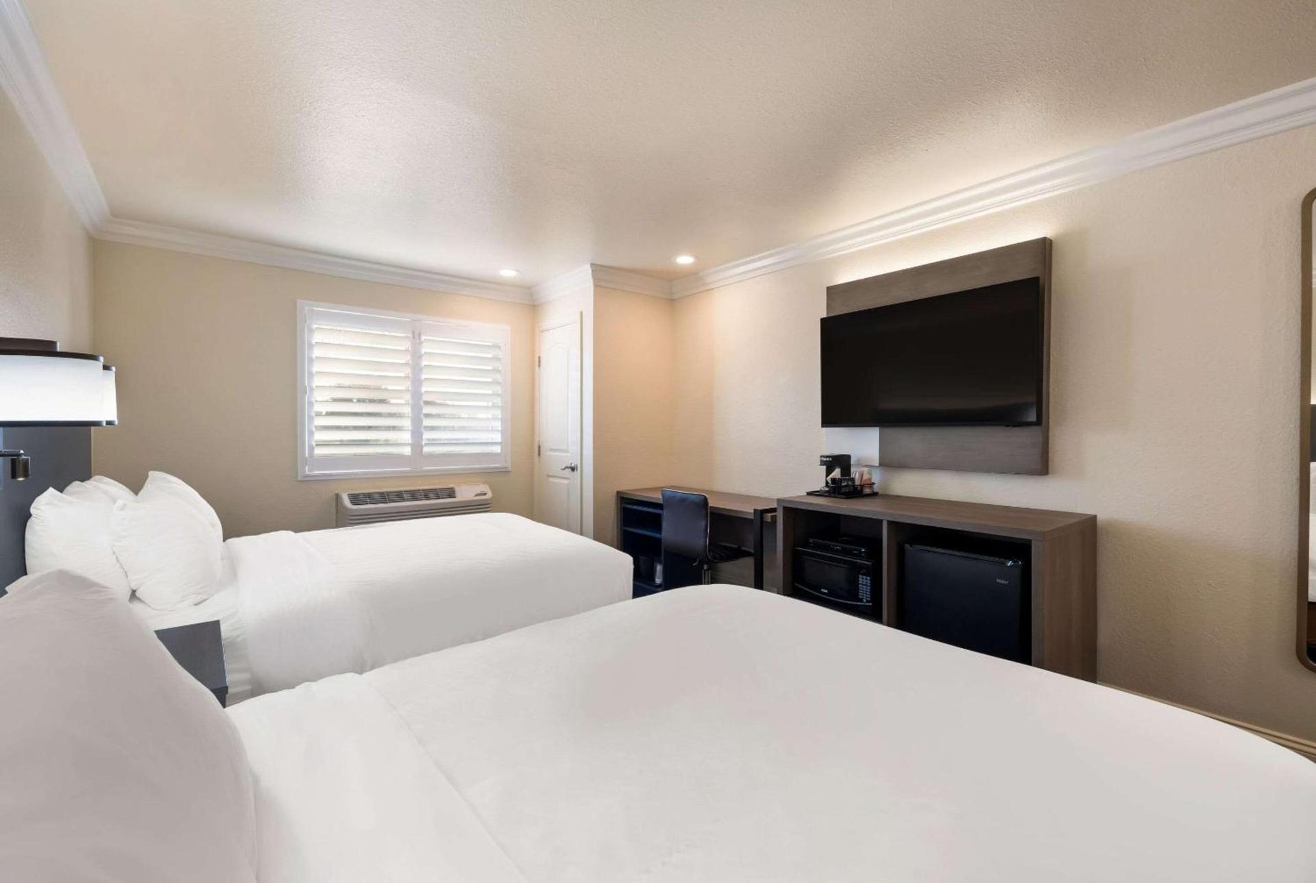 Comfort Inn Gilroy photo 19