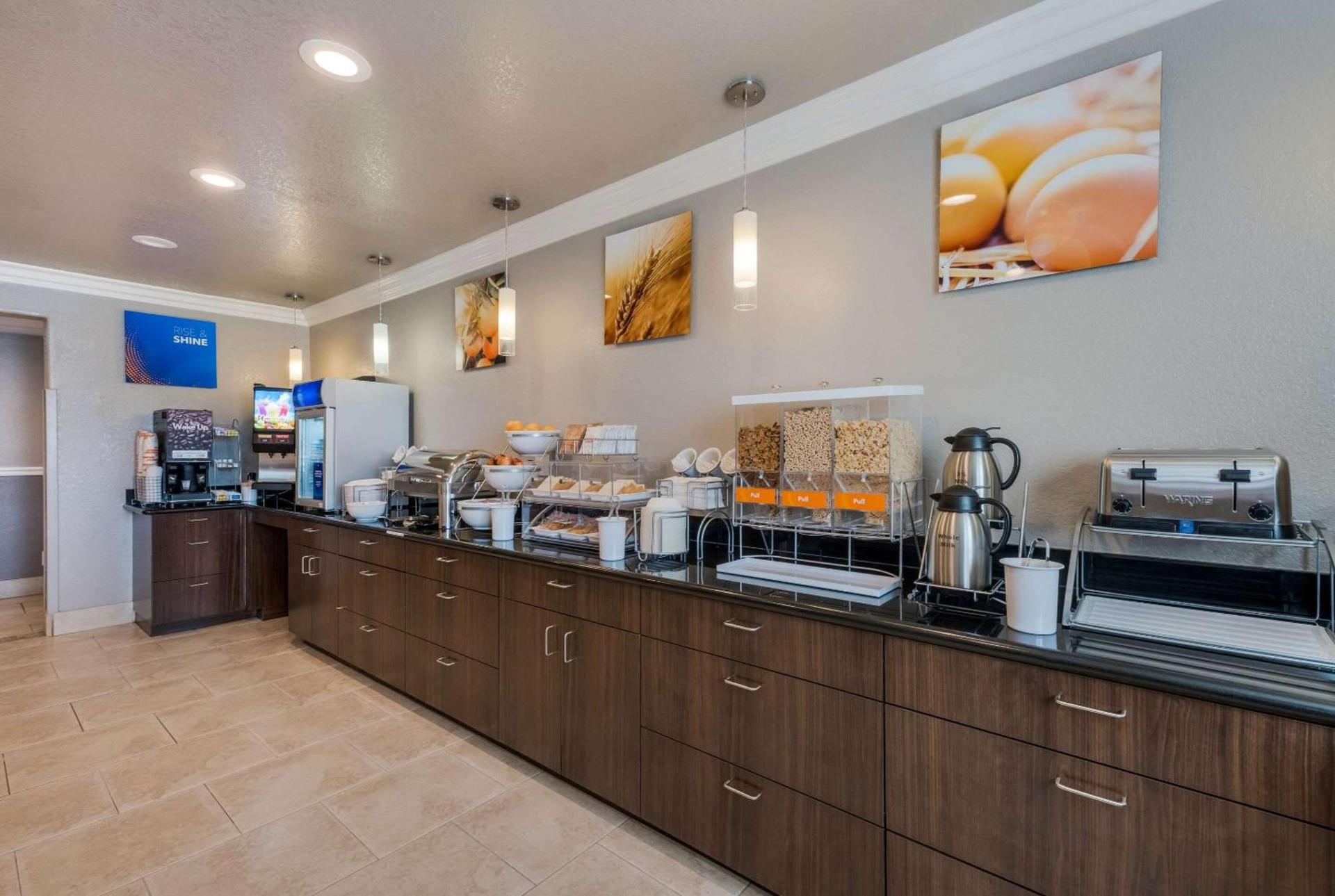 Comfort Inn Gilroy photo 29