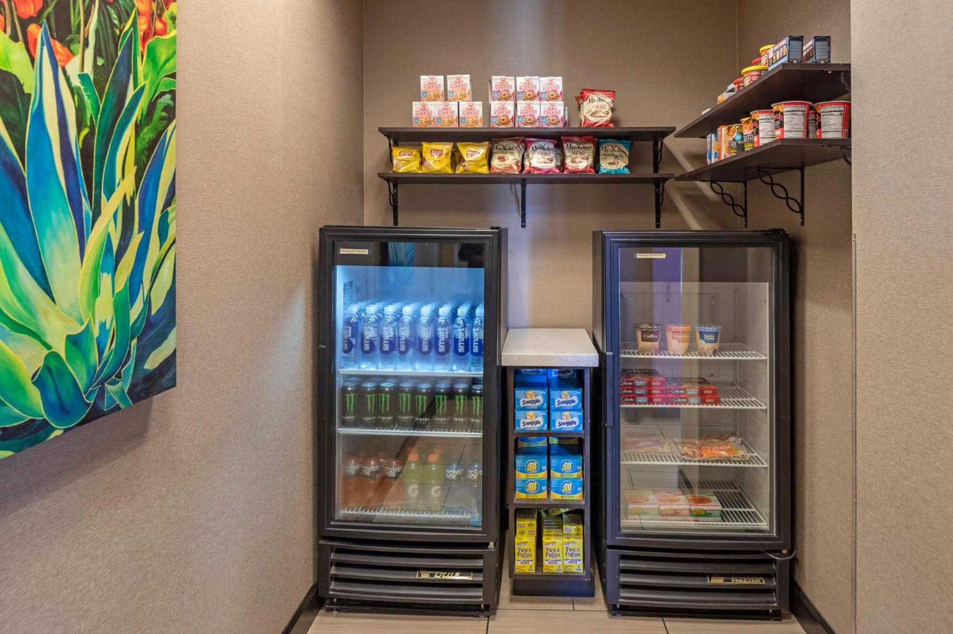 Holiday Inn Express & Suites Indio - Coachella Valley by IHG photo 34