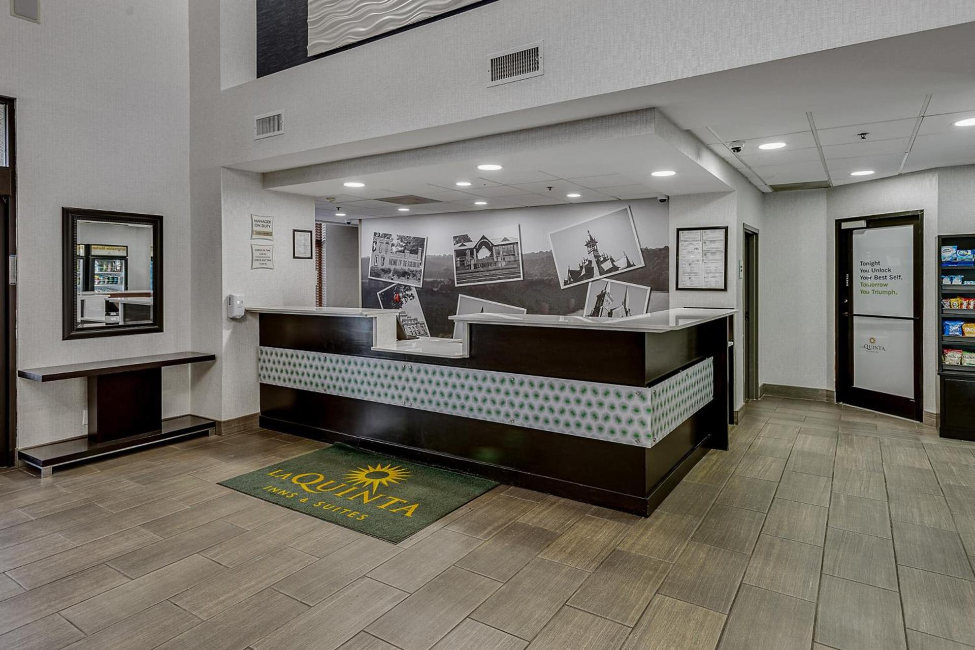 La Quinta by Wyndham Clarksville photo 55