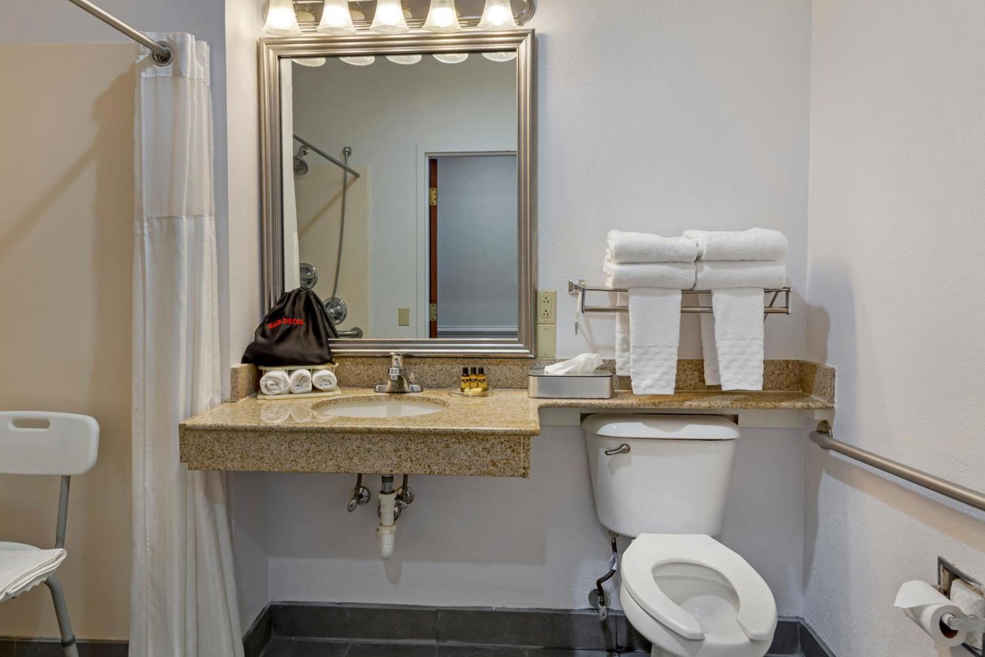 Best Western Plus South Hill Inn photo 48