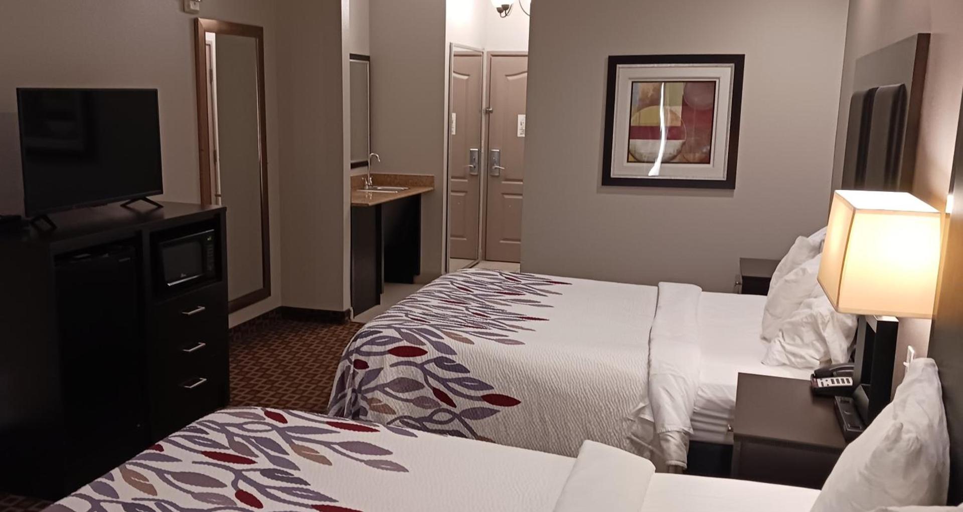 Red Roof Inn & Suites Longview photo 21