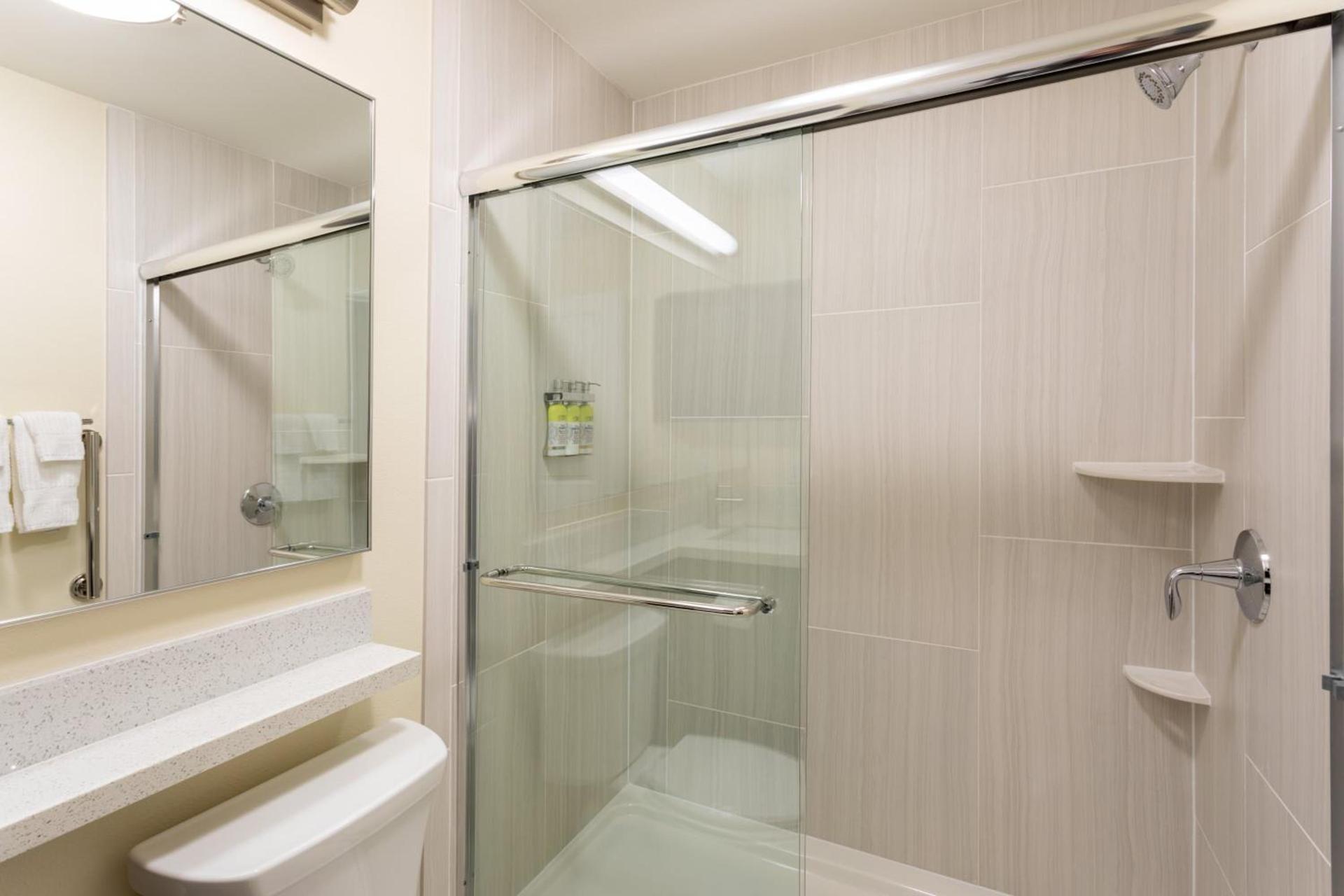 Candlewood Suites - Rochester Mayo Clinic Area photo 15