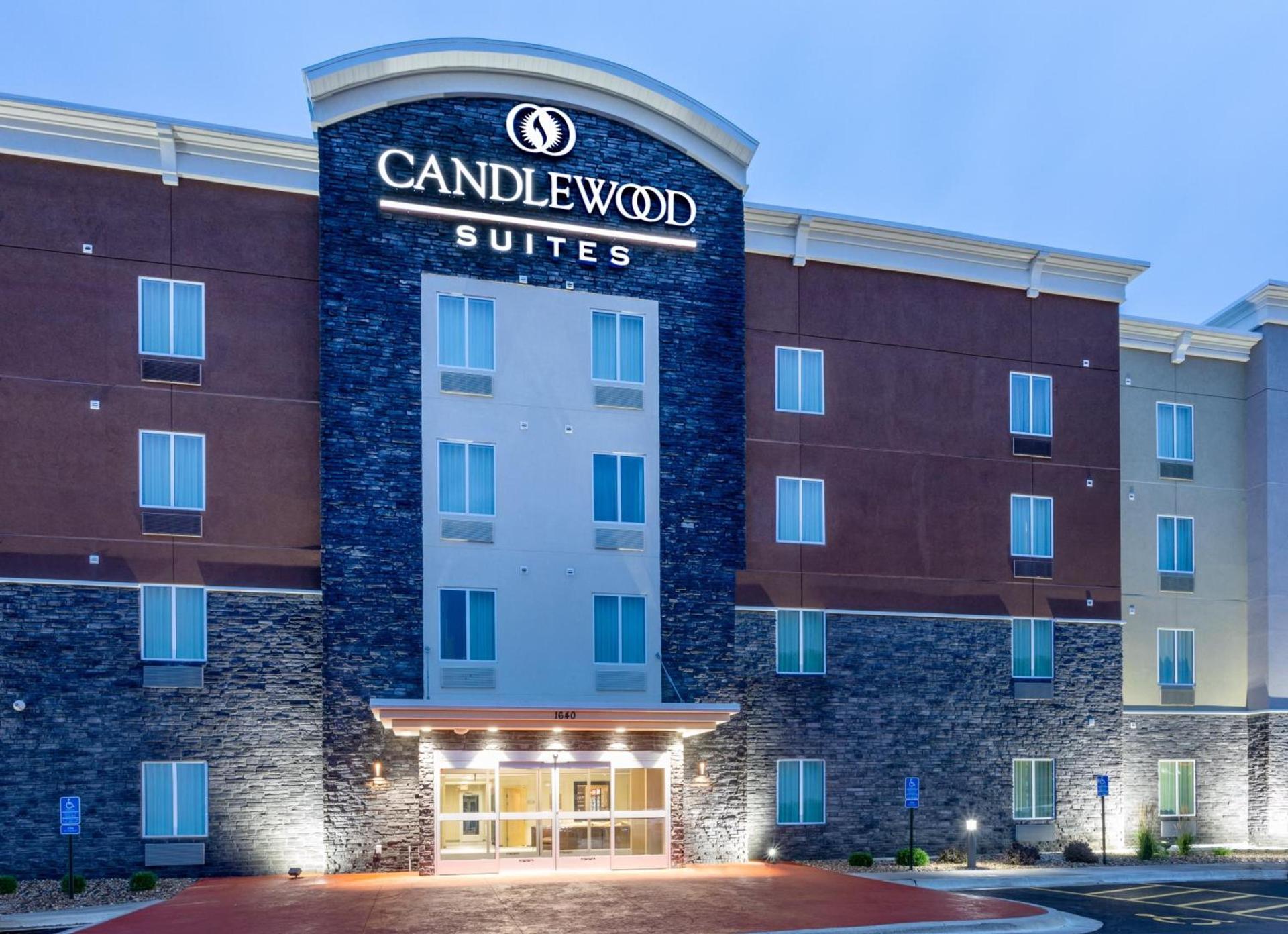 Candlewood Suites - Rochester Mayo Clinic Area photo 6