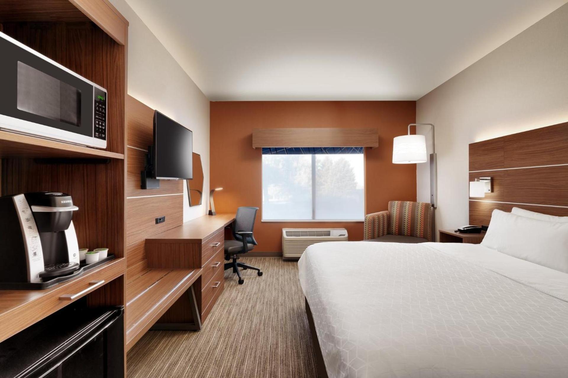 Holiday Inn Express Billings East by IHG photo 51