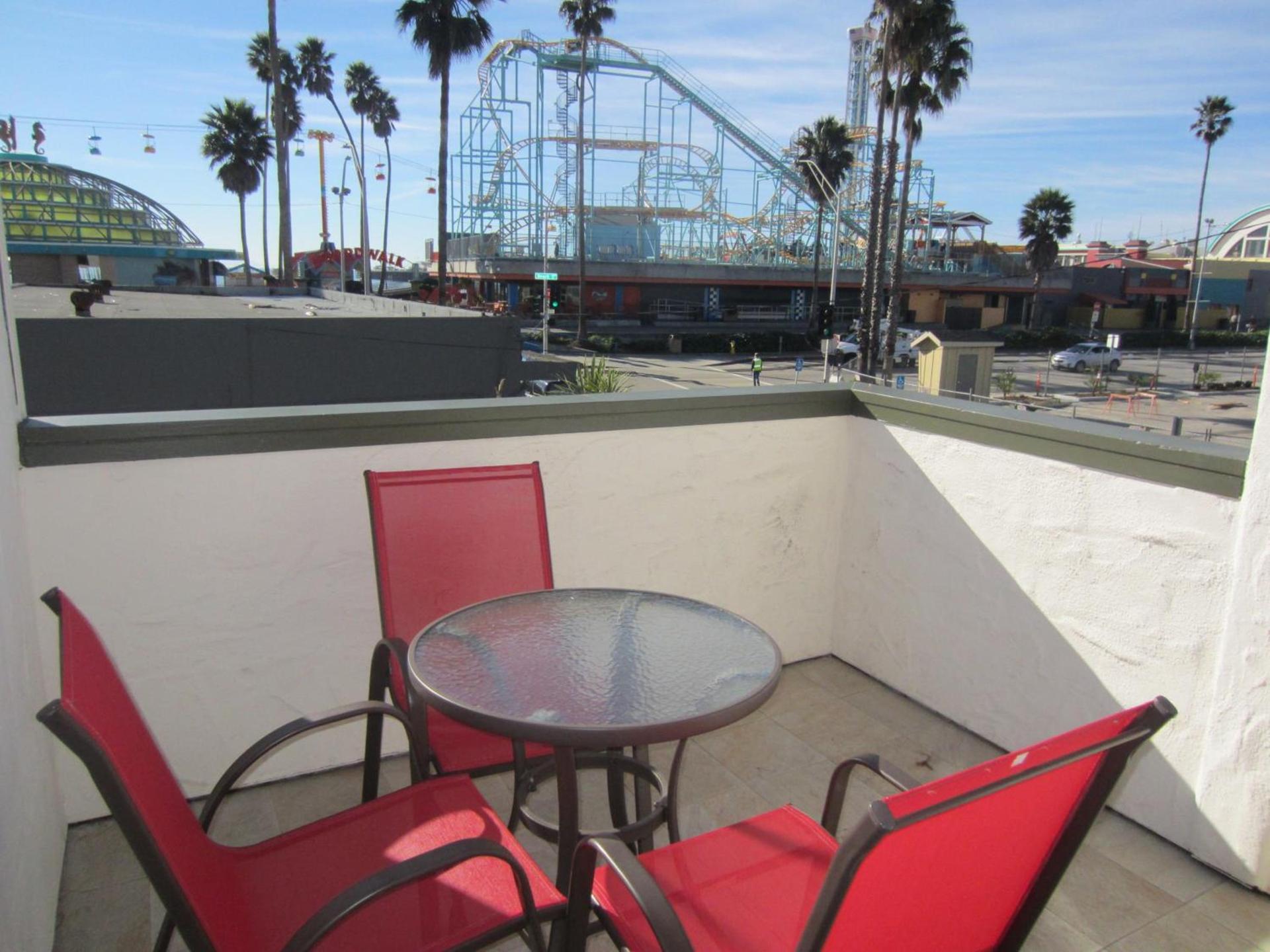 Carousel Beach Inn photo 19