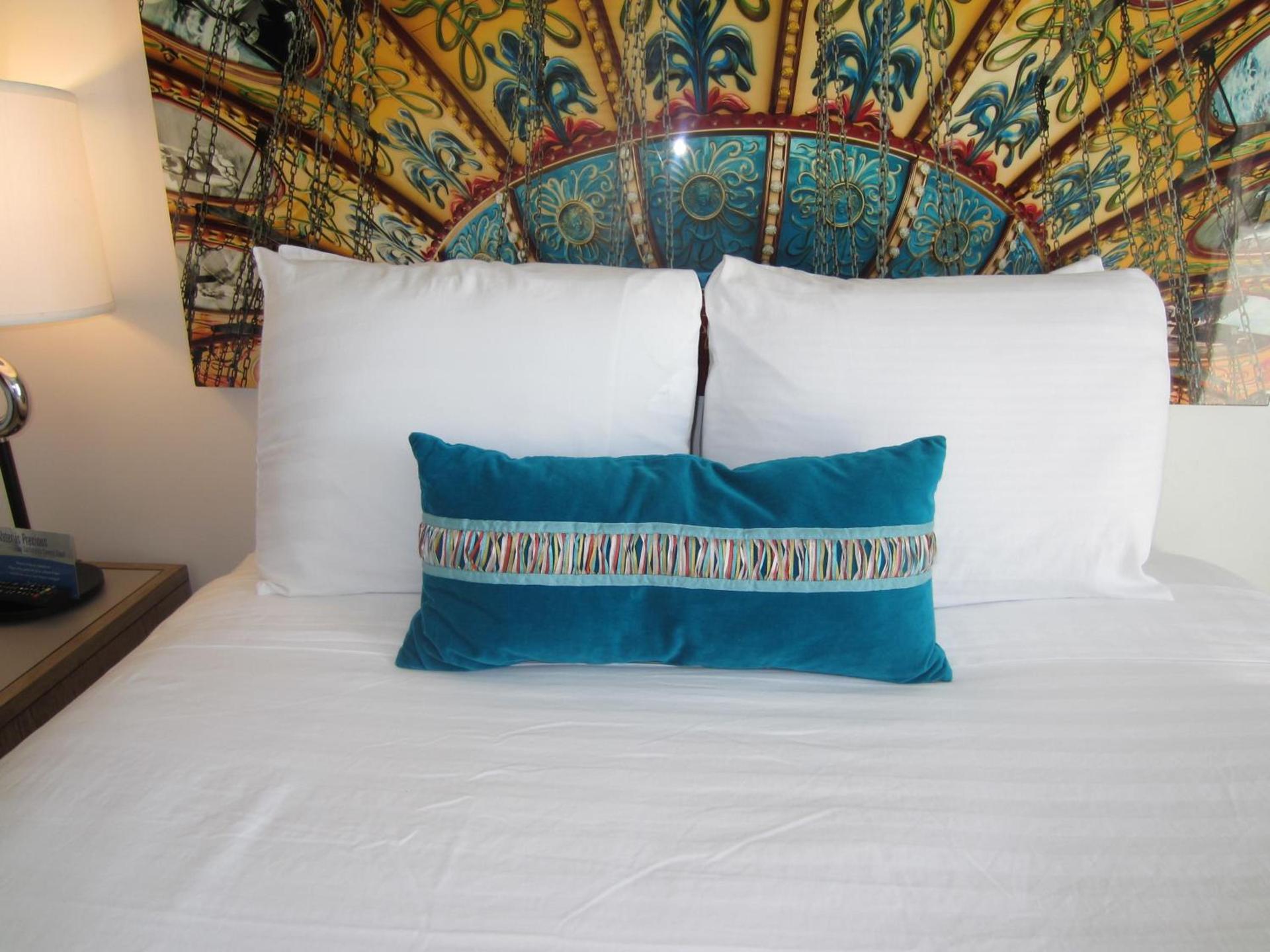 Carousel Beach Inn photo 18