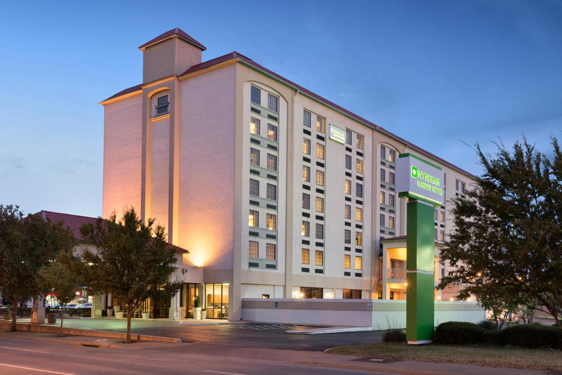 Wyndham Garden Wichita Downtown photo 31