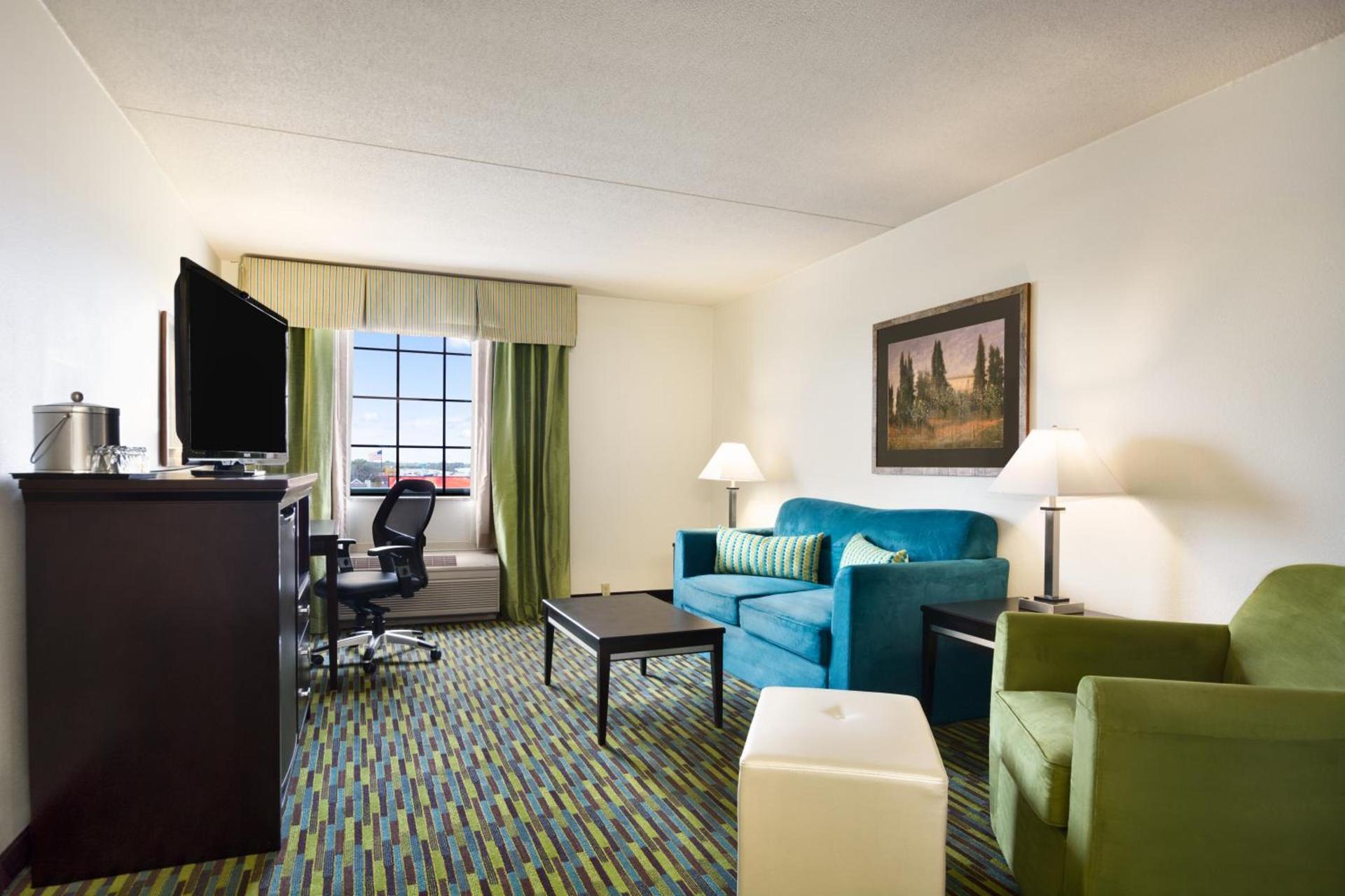 Wyndham Garden Wichita Downtown photo 43