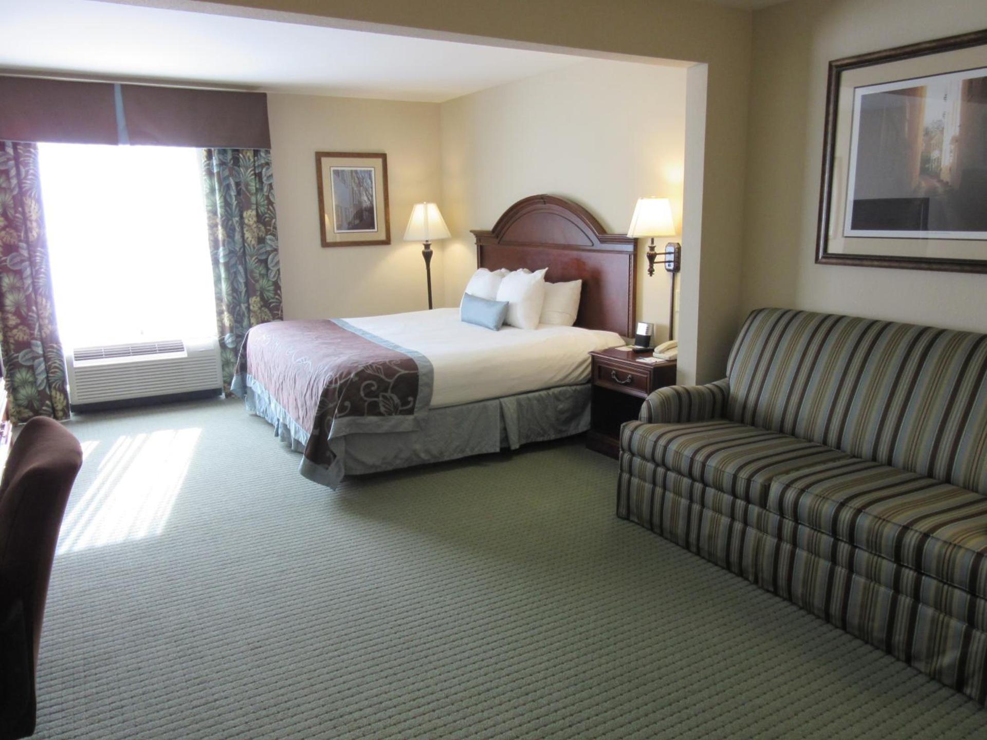 Wingate by Wyndham Charleston Southern University photo 8