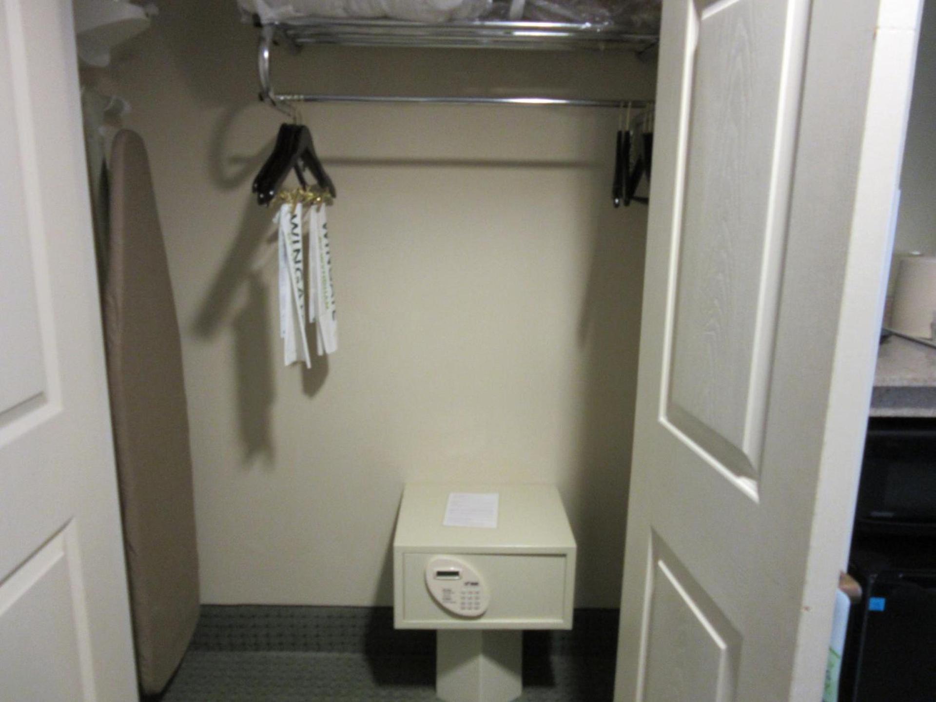 Wingate by Wyndham Charleston Southern University photo 14