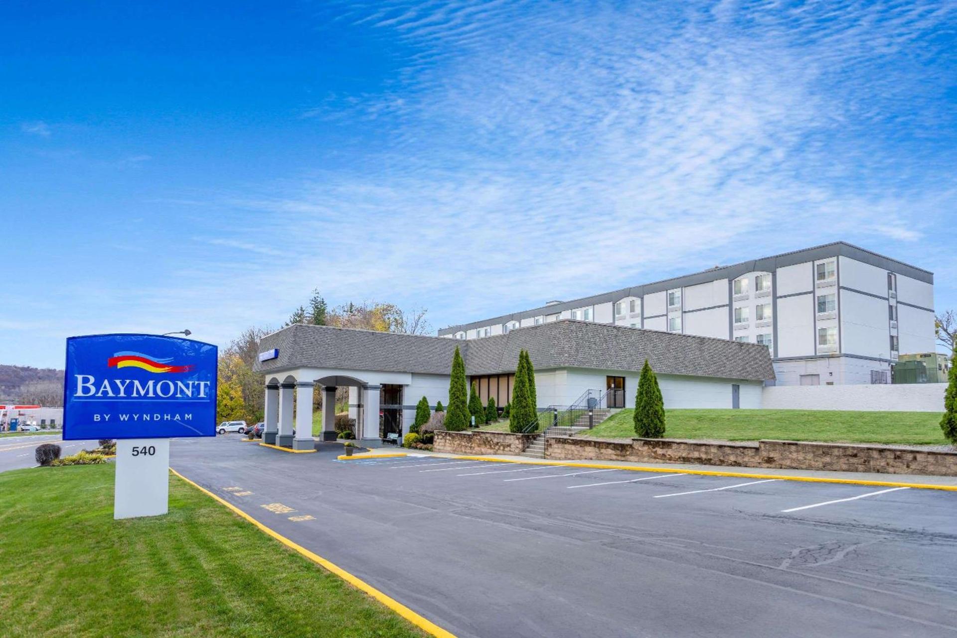 Baymont by Wyndham White Plains - Elmsford photo 2