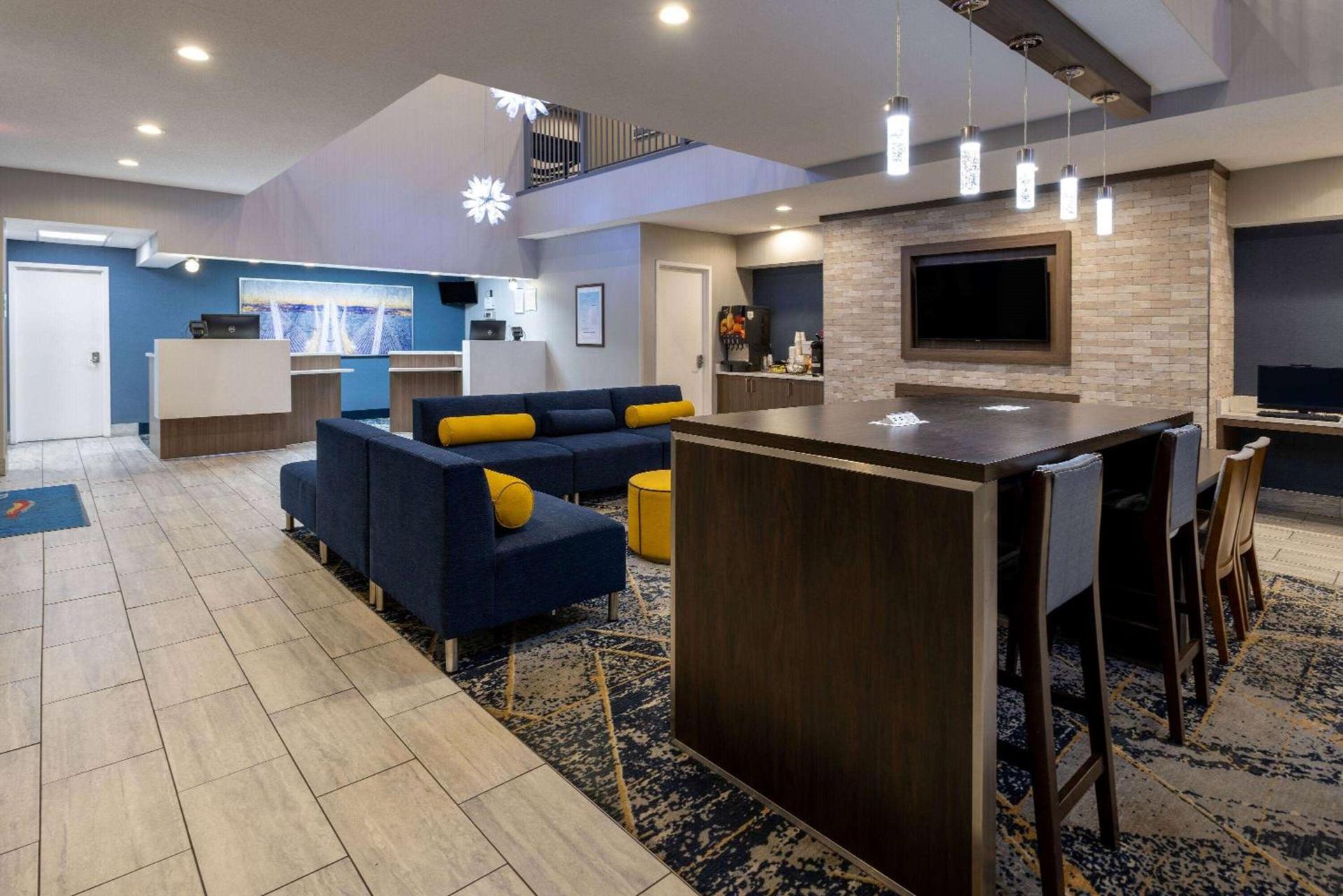 Baymont by Wyndham White Plains - Elmsford photo 4