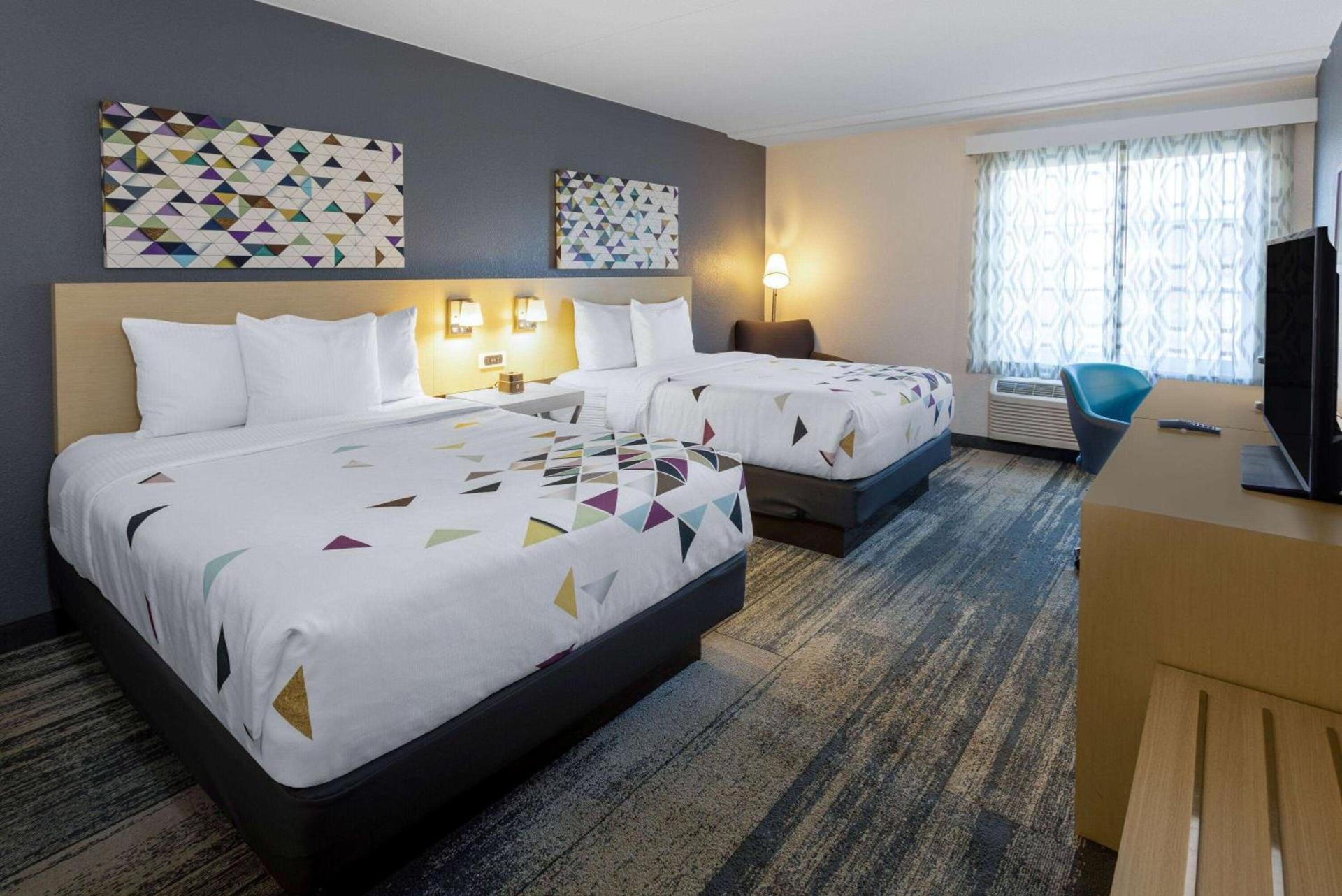 Baymont by Wyndham White Plains - Elmsford photo 13