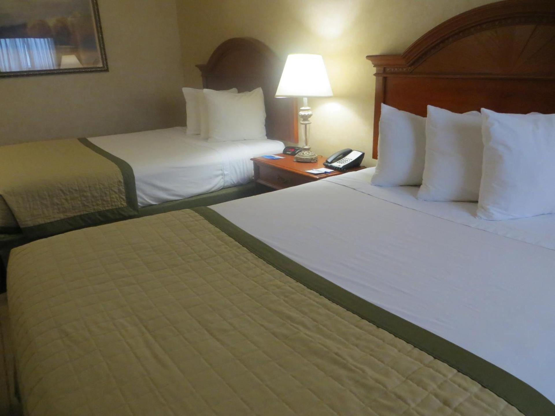 Baymont by Wyndham Indianapolis West photo 28