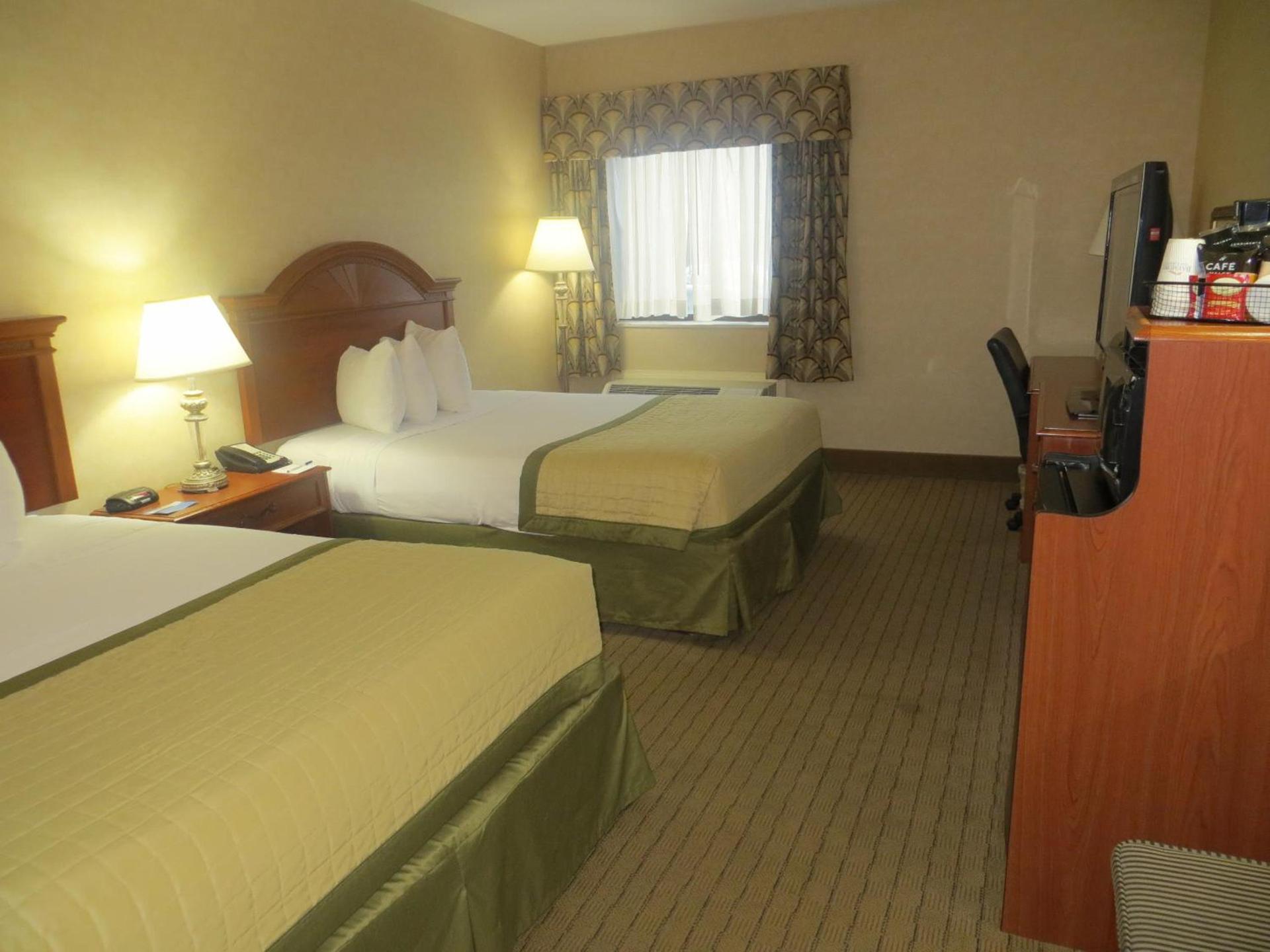 Baymont by Wyndham Indianapolis West photo 39