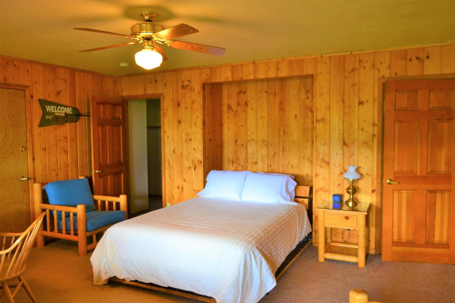 Twin Peaks Guest Ranch photo 35