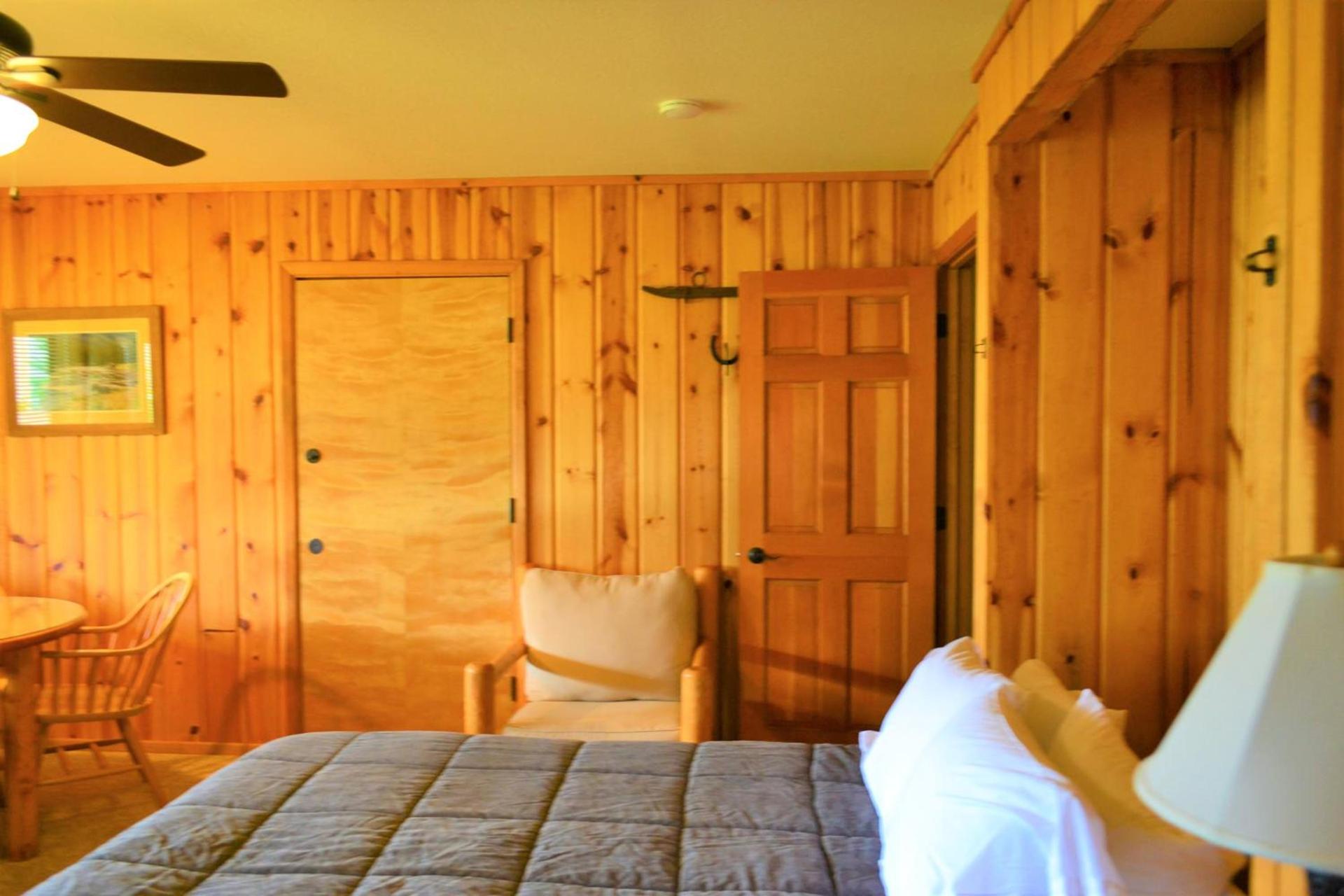 Twin Peaks Guest Ranch photo 46