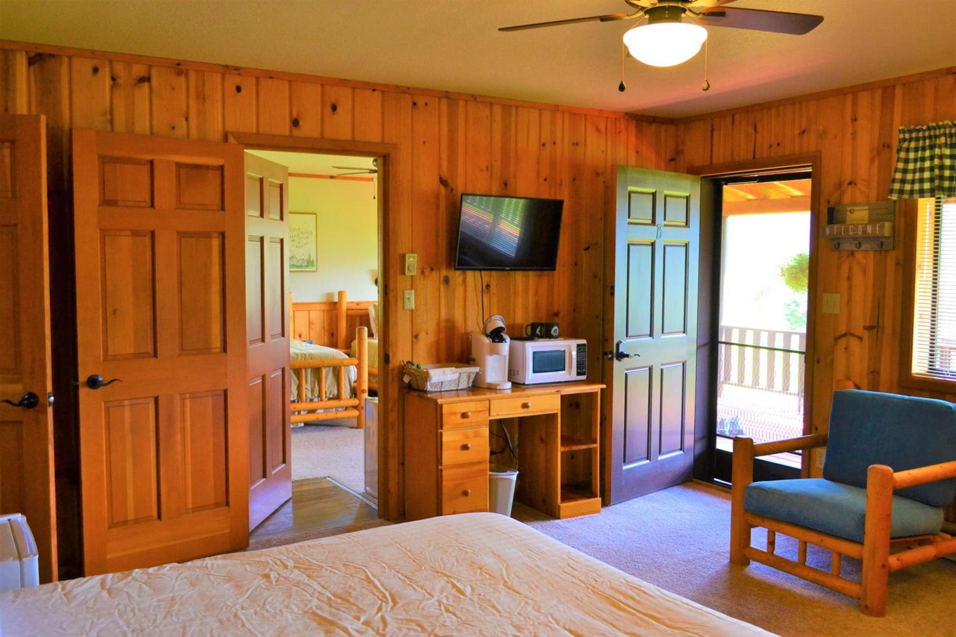 Twin Peaks Guest Ranch photo 4