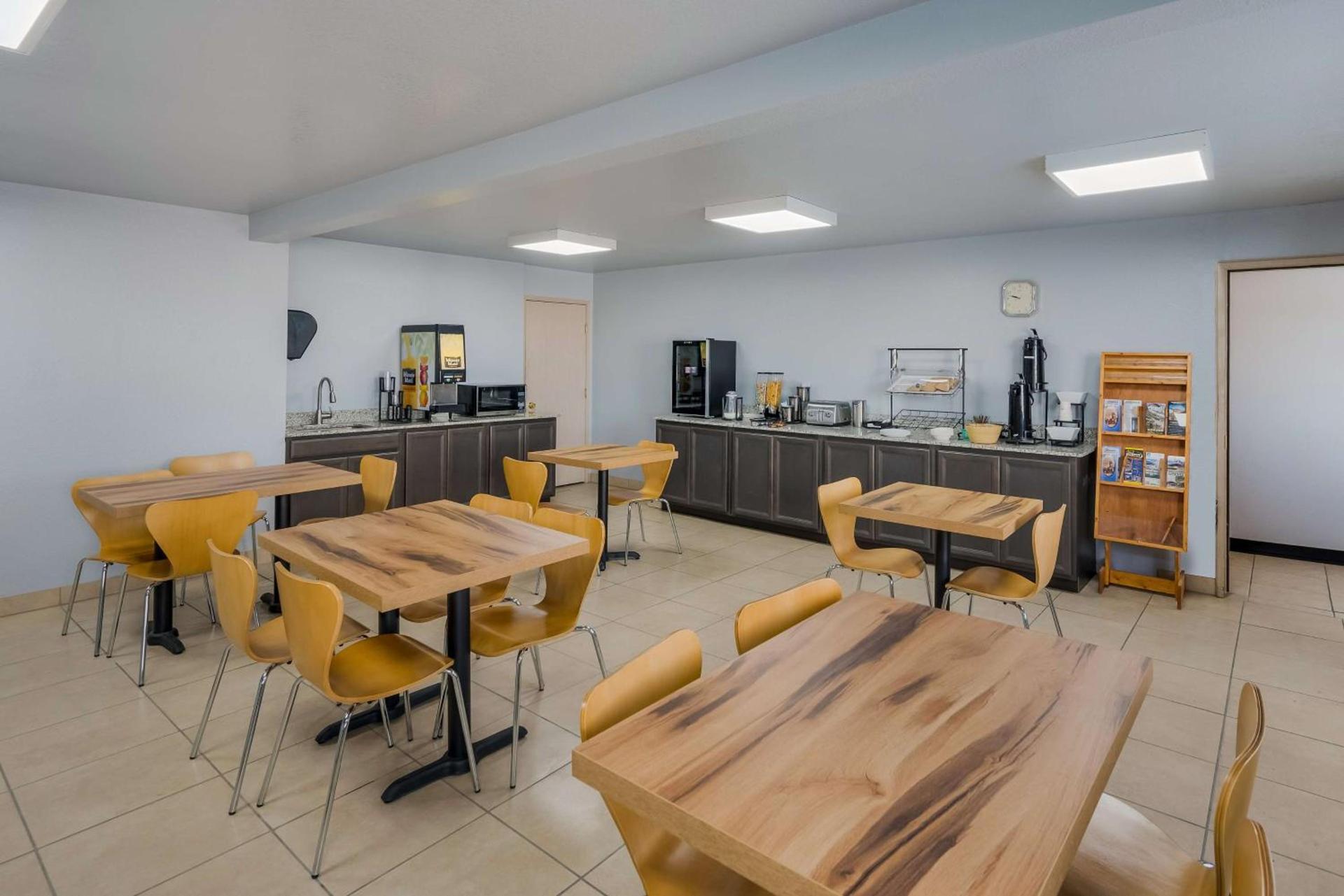 SureStay Hotel by Best Western Wells photo 6