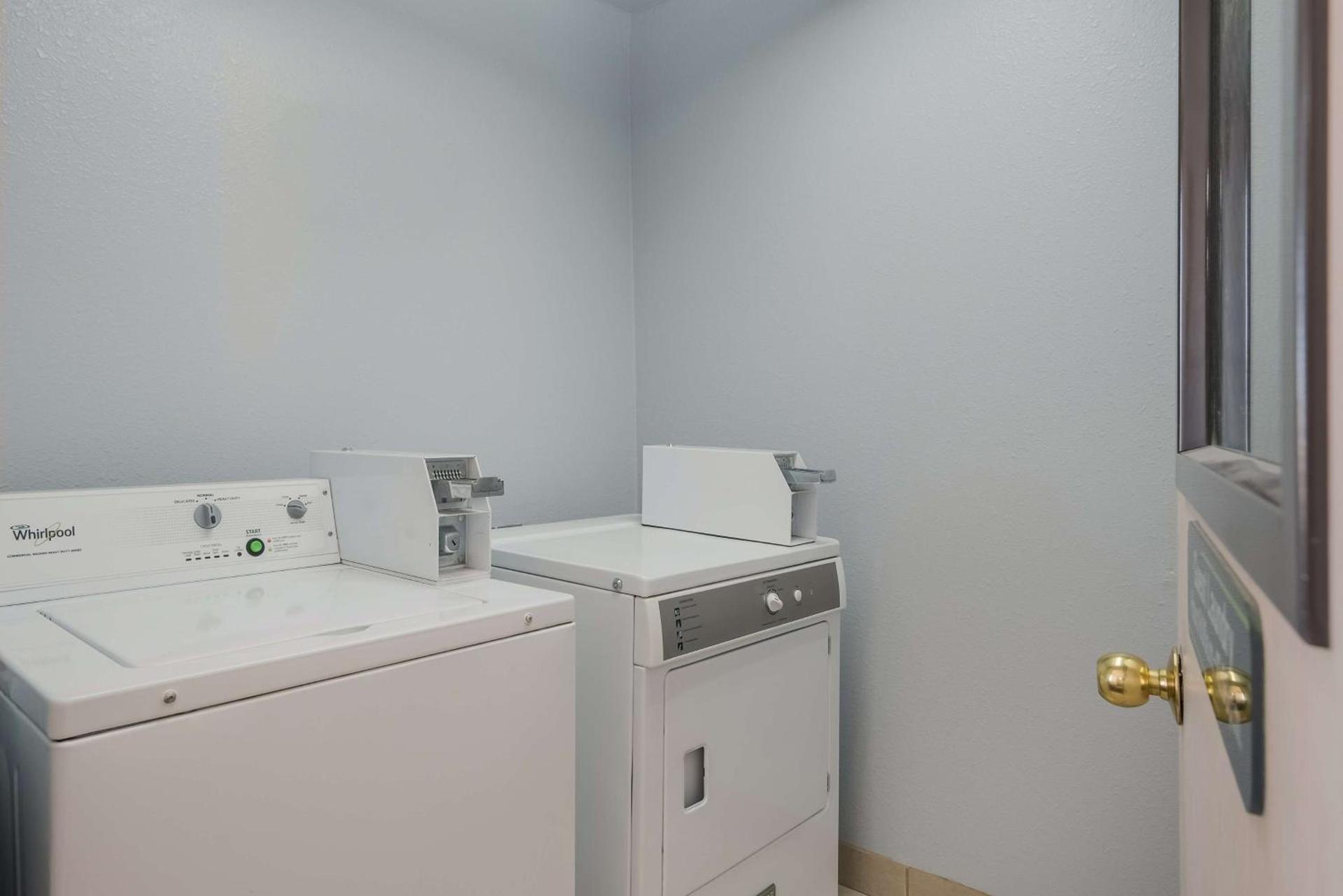SureStay Hotel by Best Western Wells photo 9