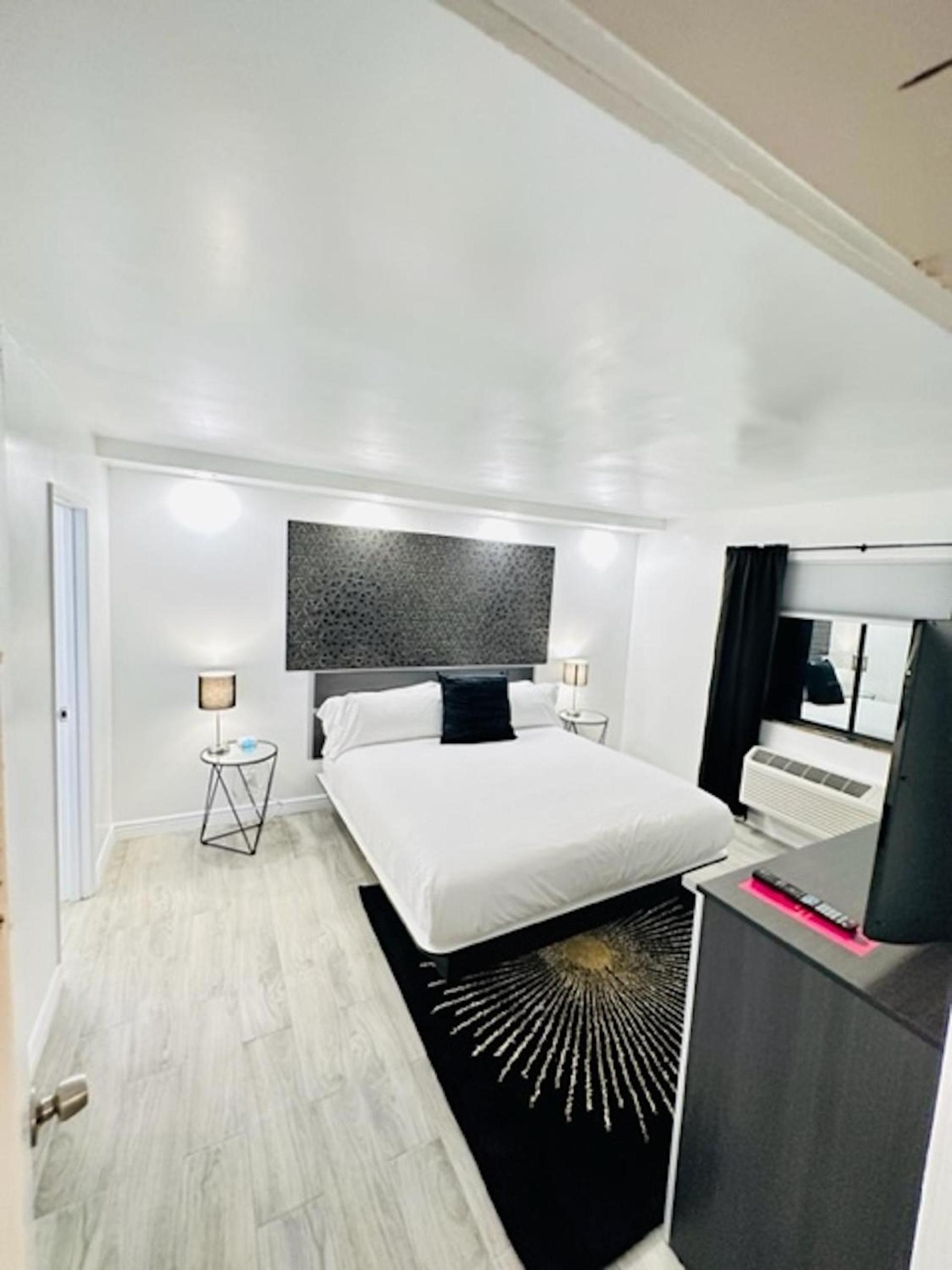 Hotel ZAZZ photo 39