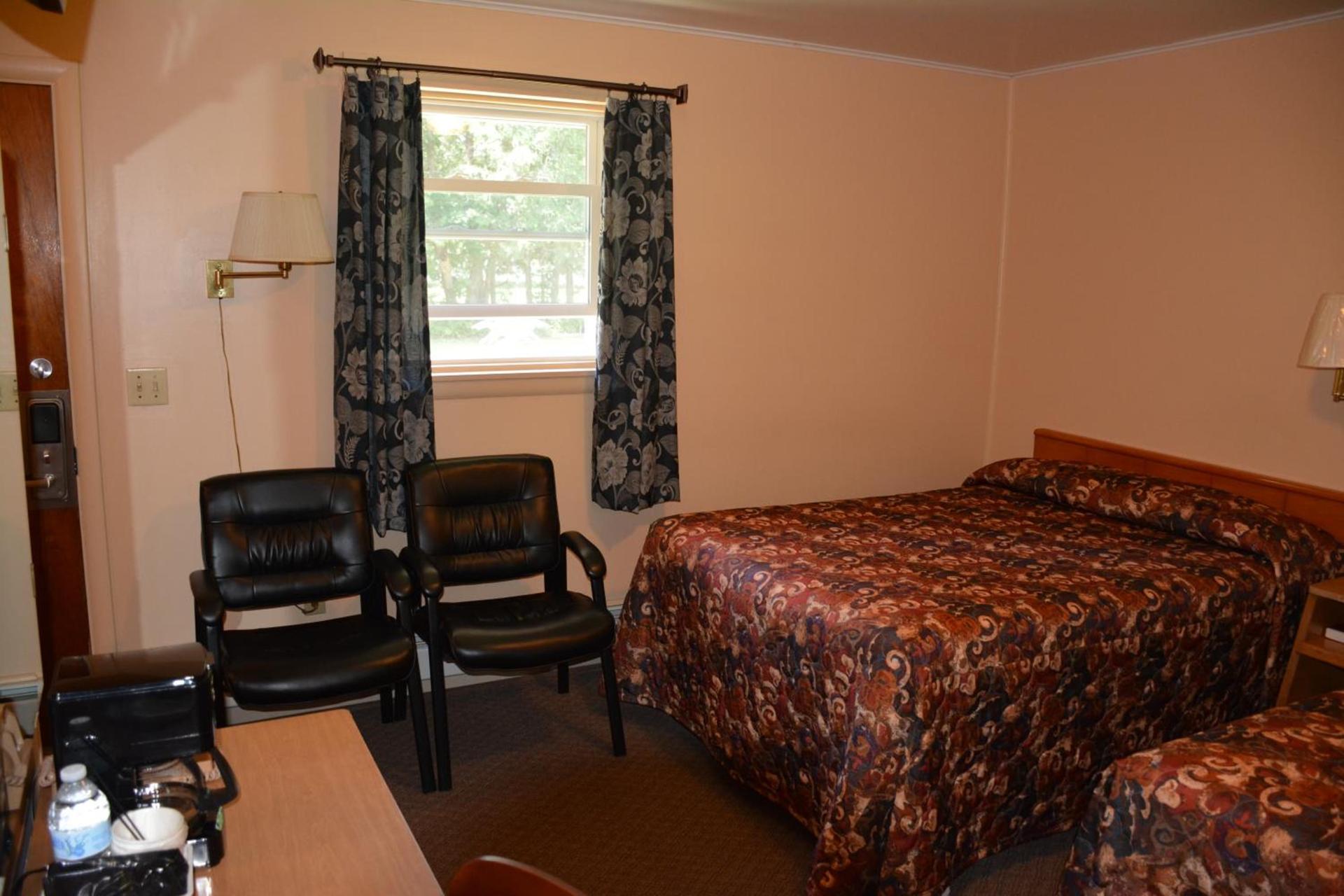 The Village Motel photo 8
