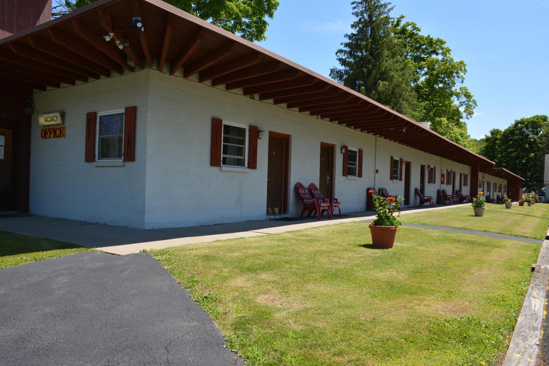 The Village Motel photo 51