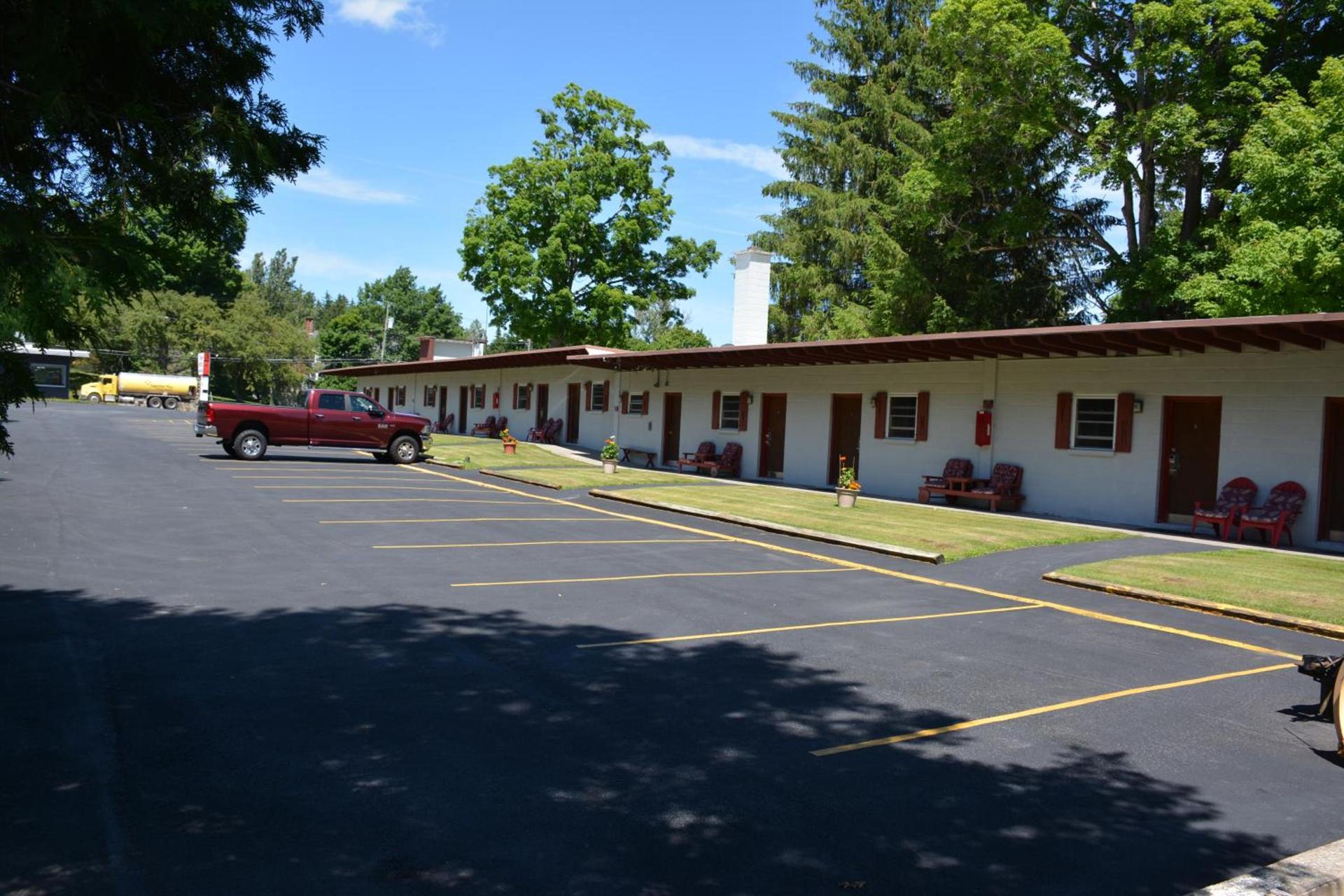 The Village Motel photo 25