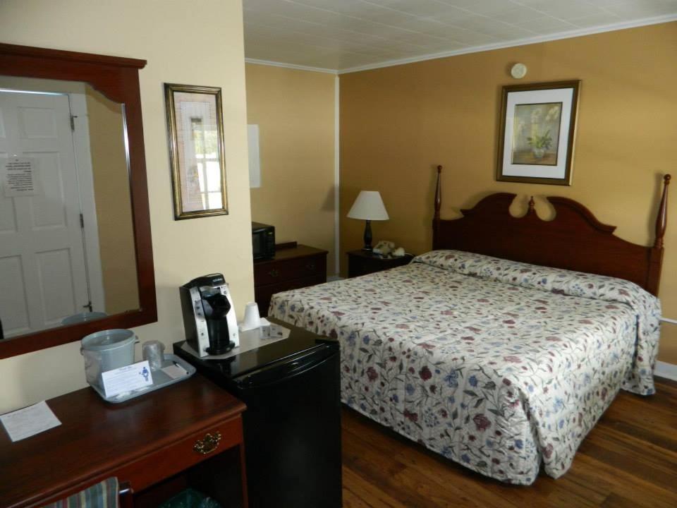 Belle Isle Motel photo 12