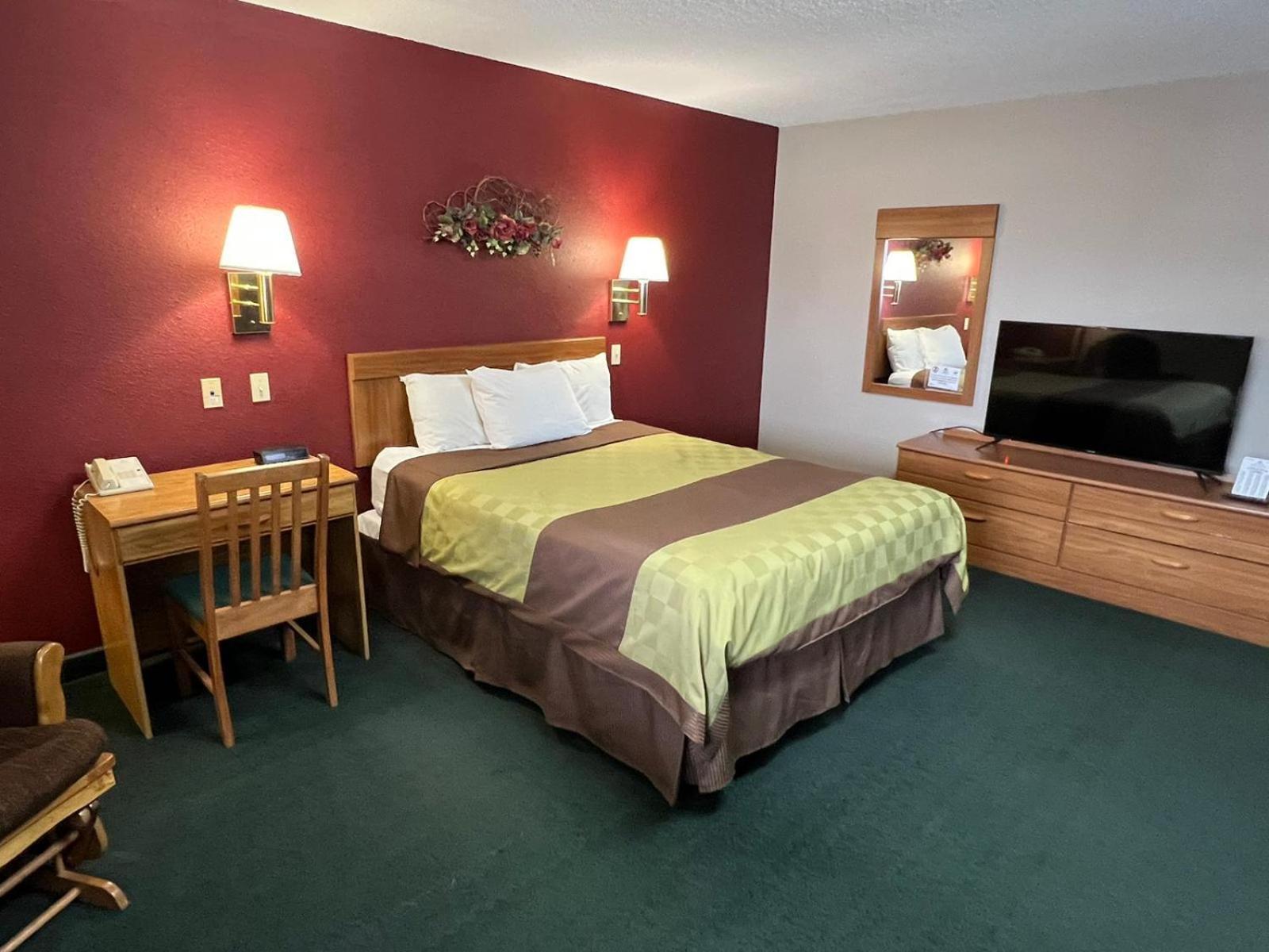 Americas Best Value Inn Suburban photo 10