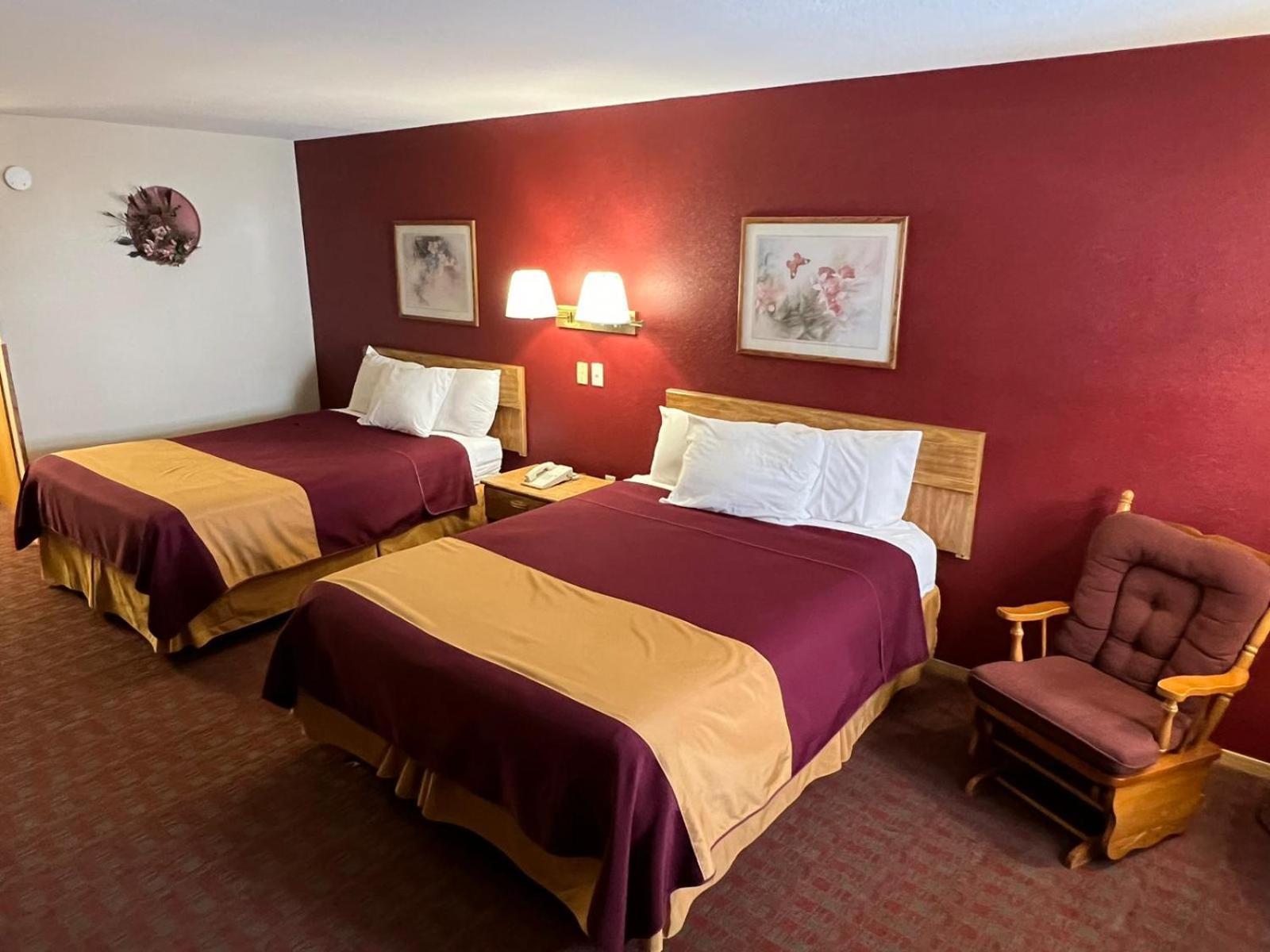 Americas Best Value Inn Suburban photo 12