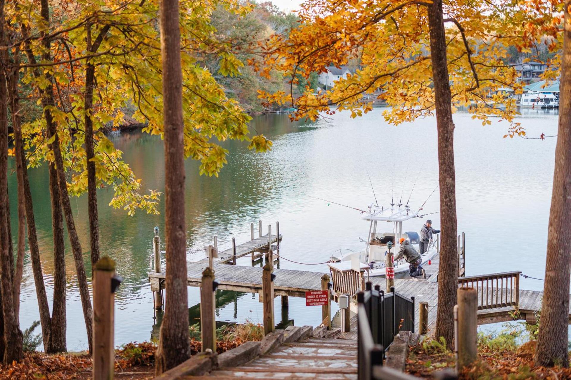 Halesford Harbour Resort - Smith Mountain Lake photo 15