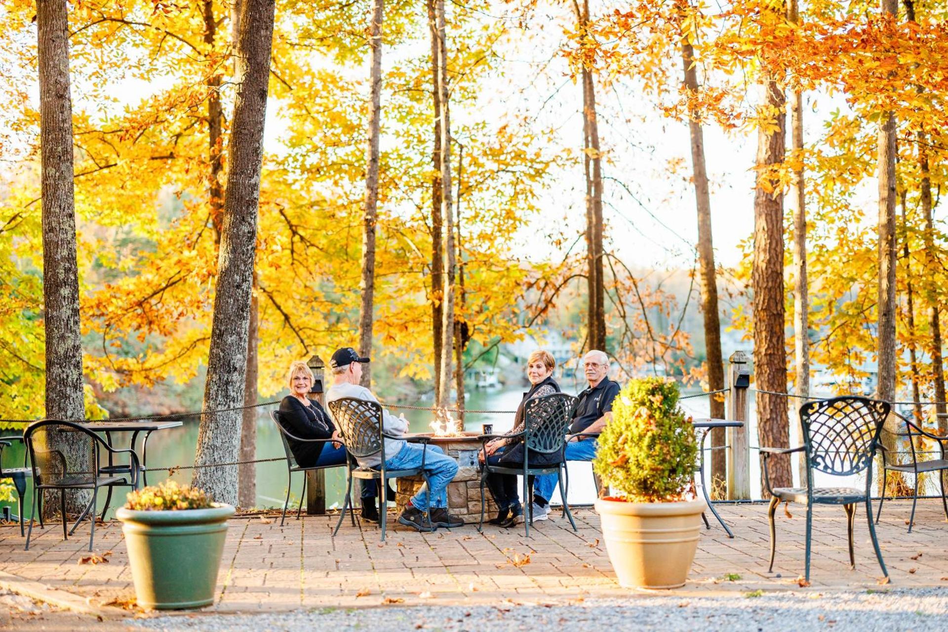 Halesford Harbour Resort - Smith Mountain Lake photo 17