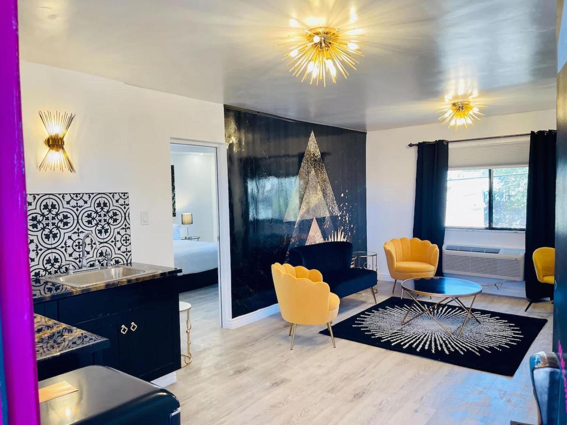 Hotel ZAZZ photo 43