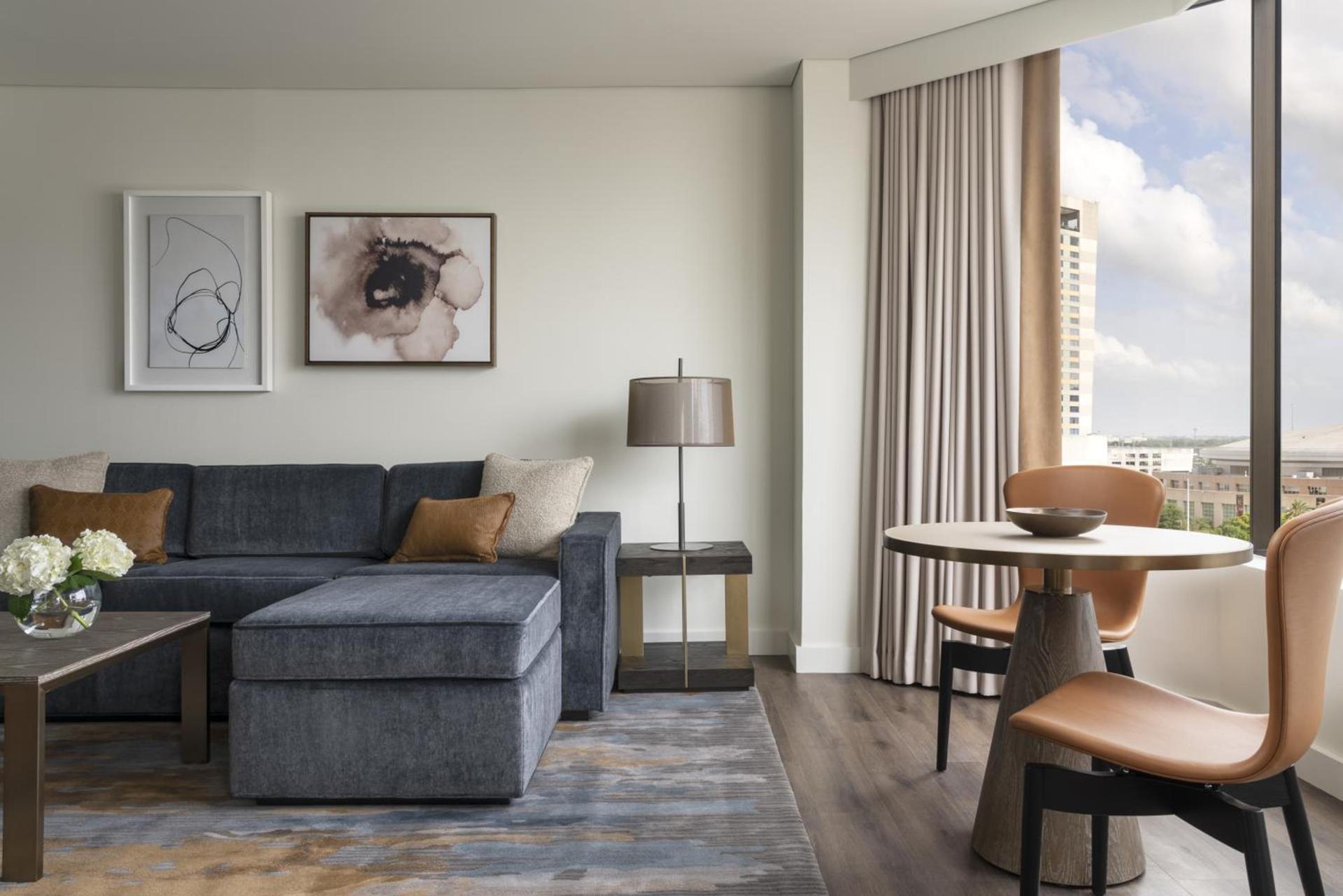 Four Seasons Hotel Houston photo 8