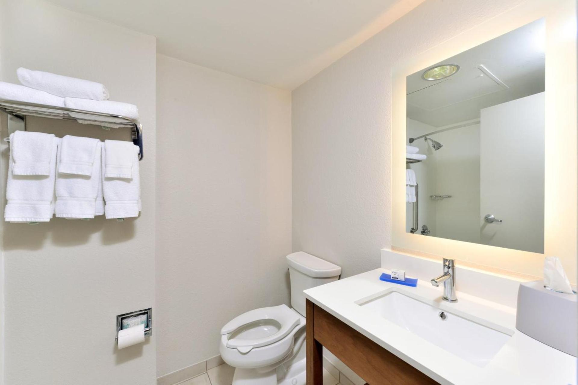Holiday Inn Express Blowing Rock South, an IHG Hotel photo 60
